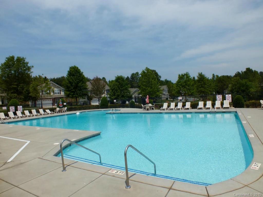Ridge Pointe - Residential