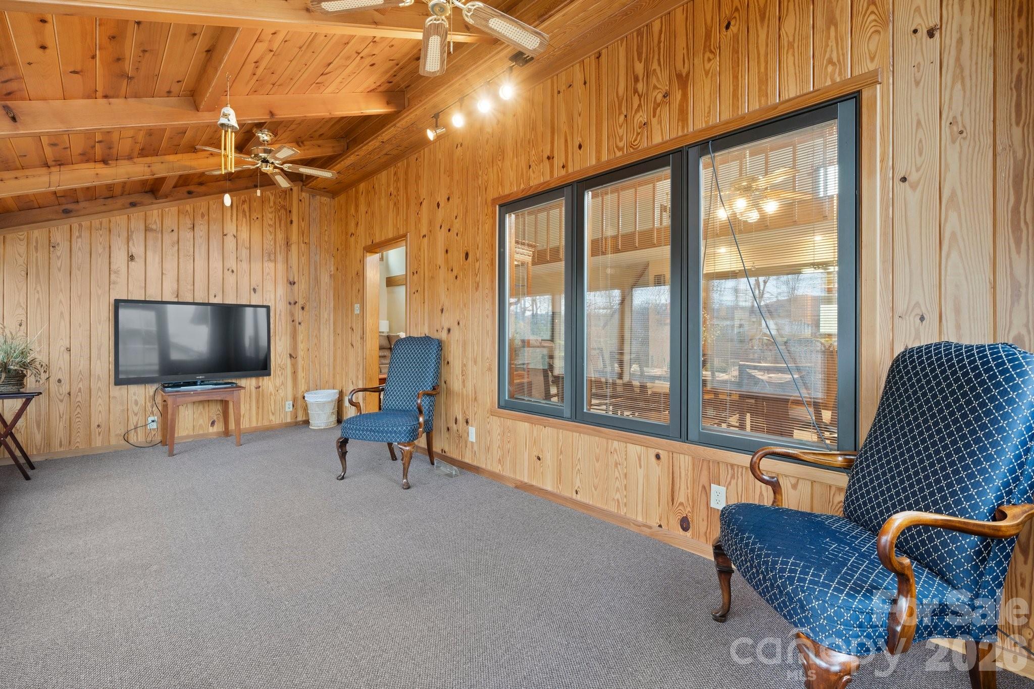 Lake Hickory - Residential