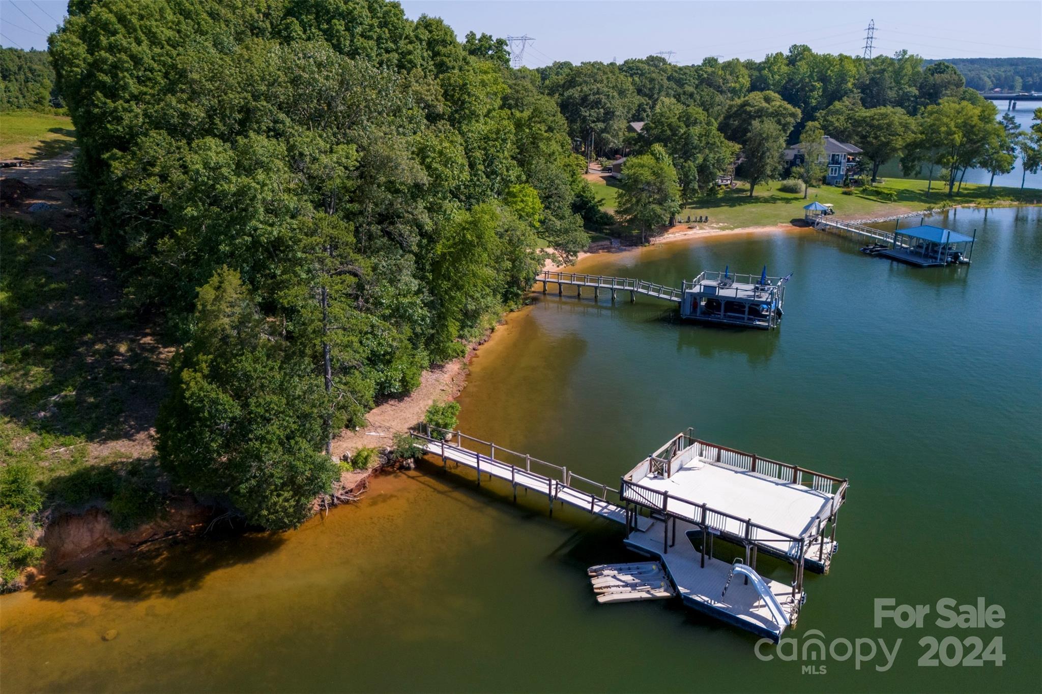 Mountain Island Lake - Land