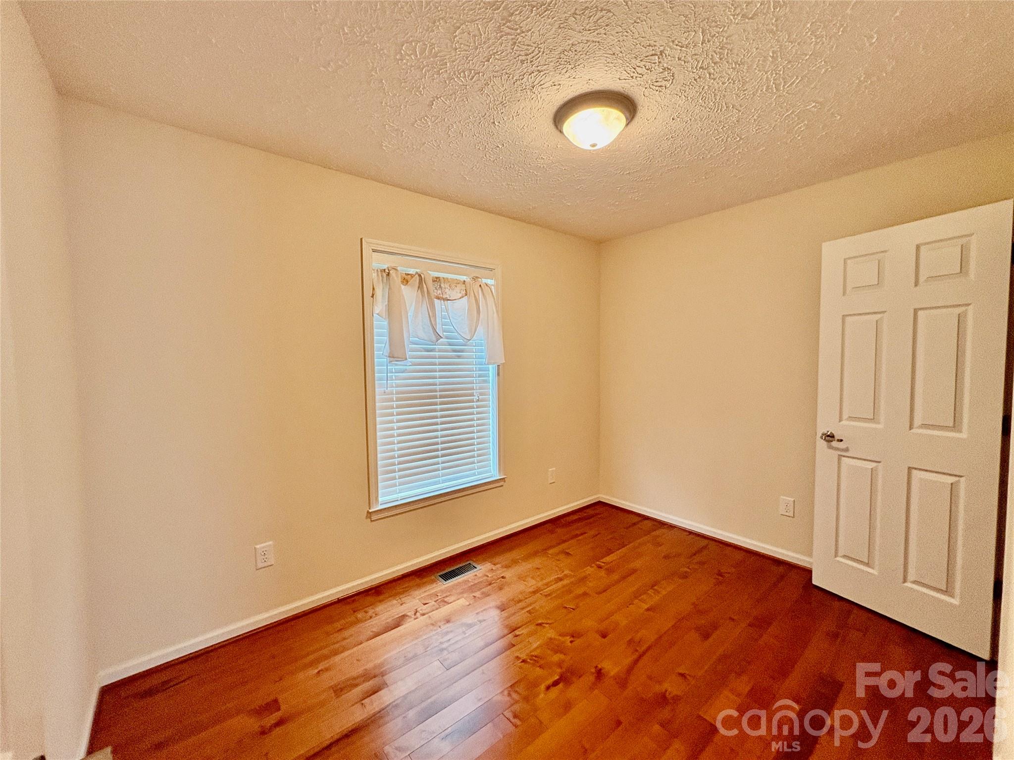 Addison Creek - Residential