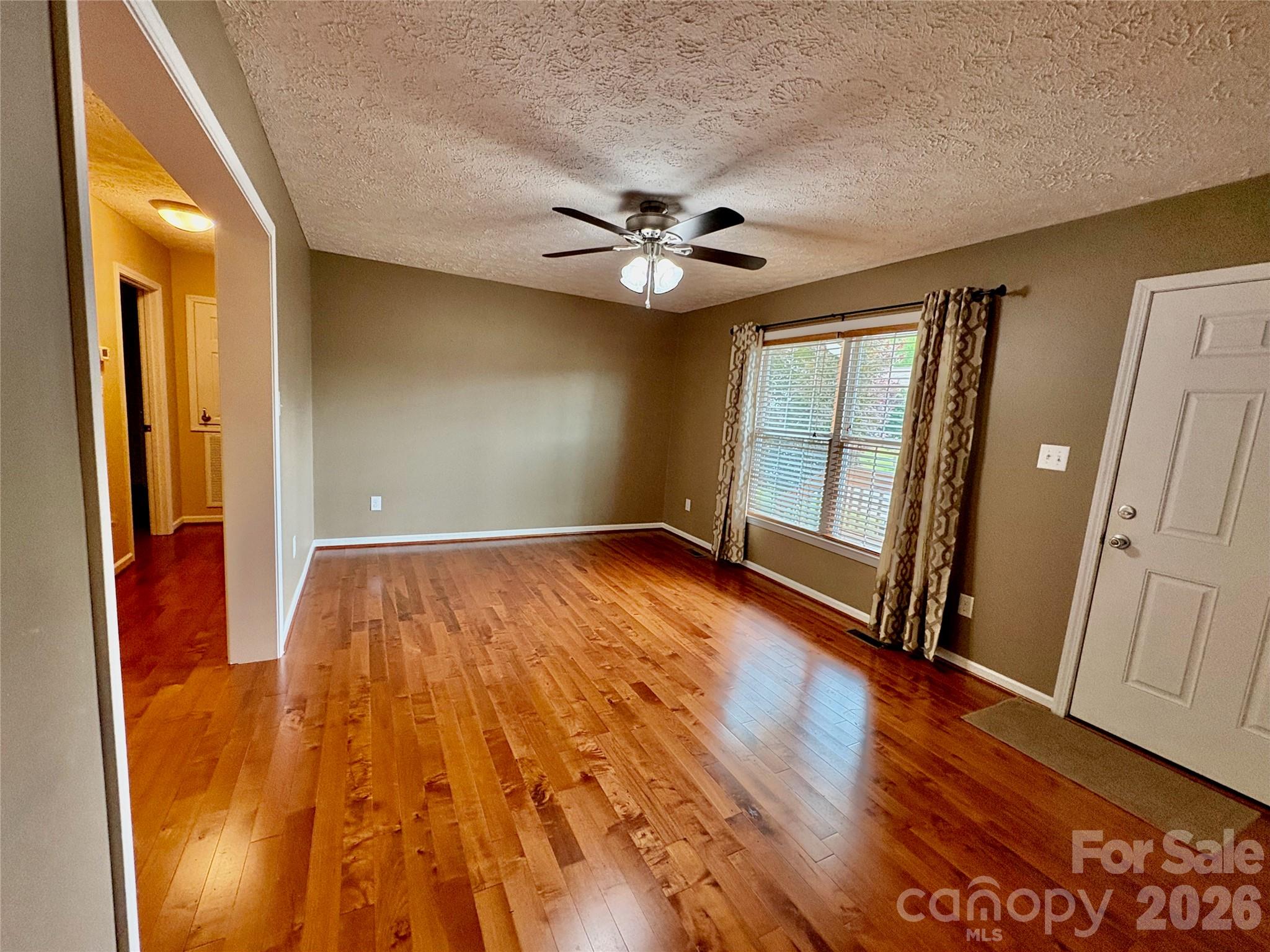 Addison Creek - Residential