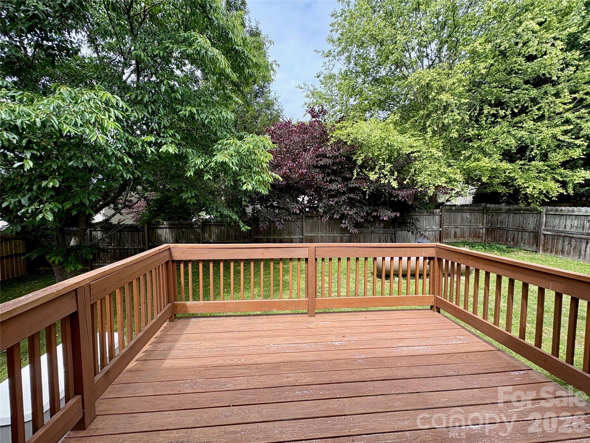 Addison Creek - Residential
