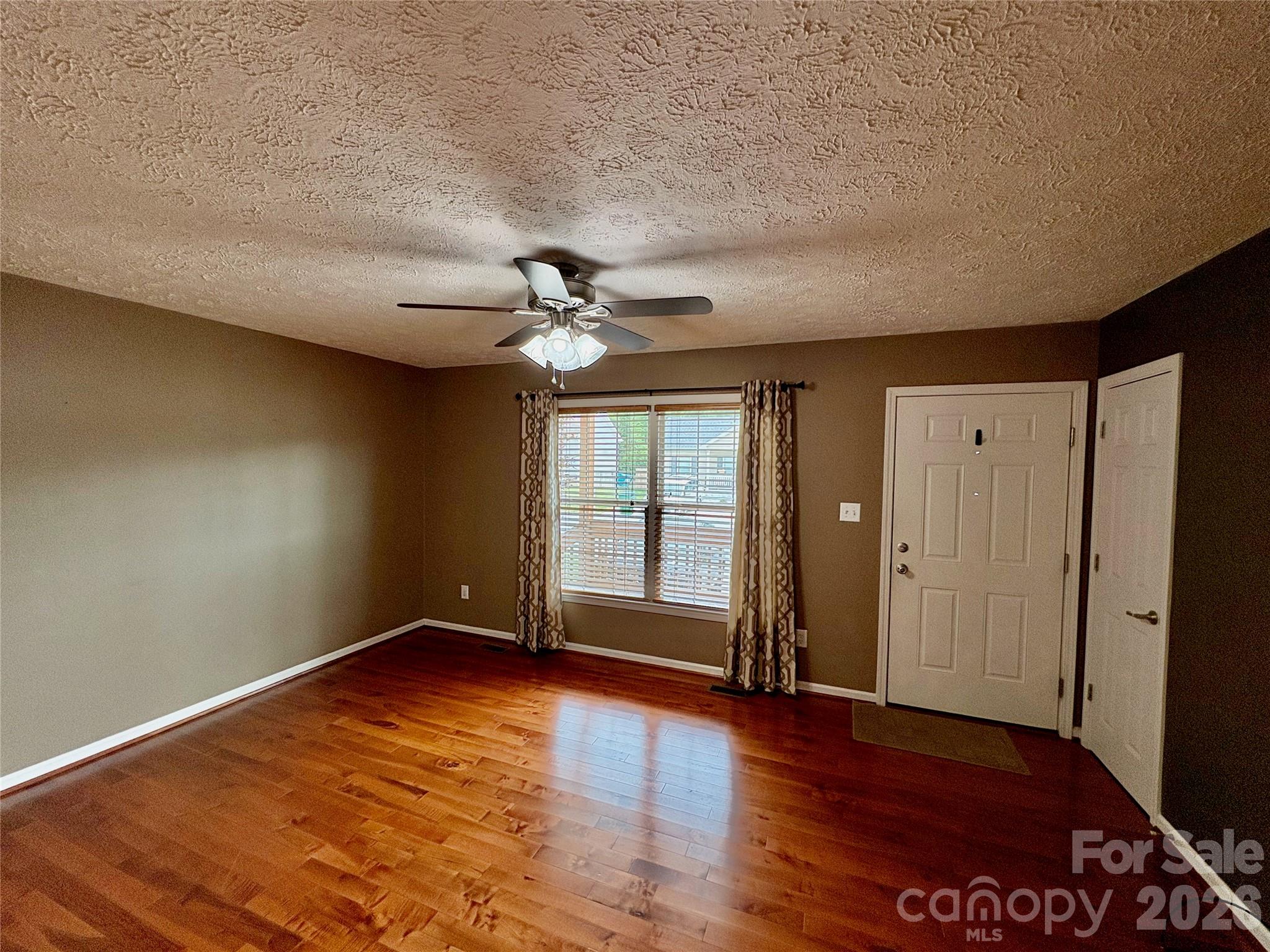 Addison Creek - Residential