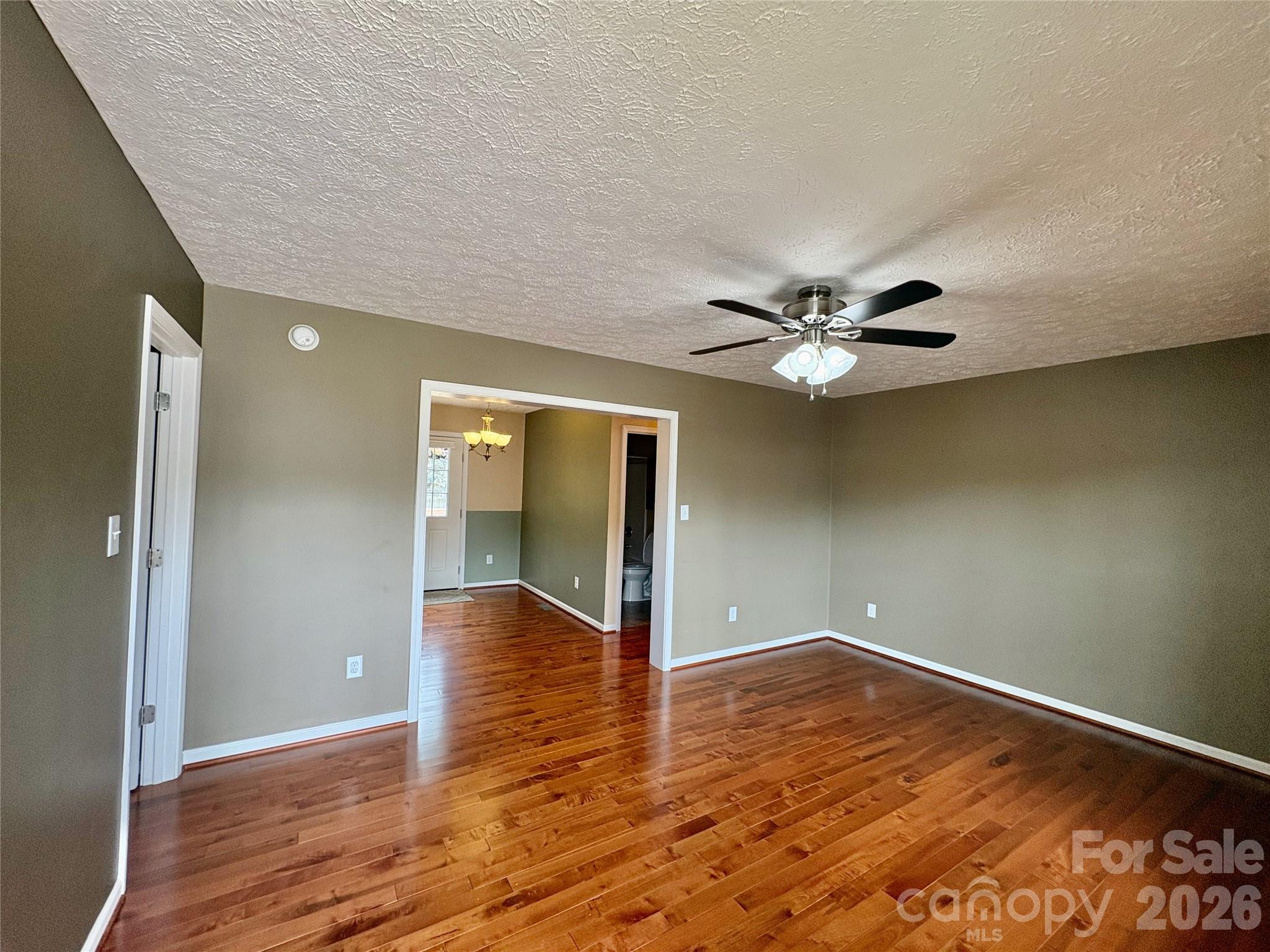 Addison Creek - Residential