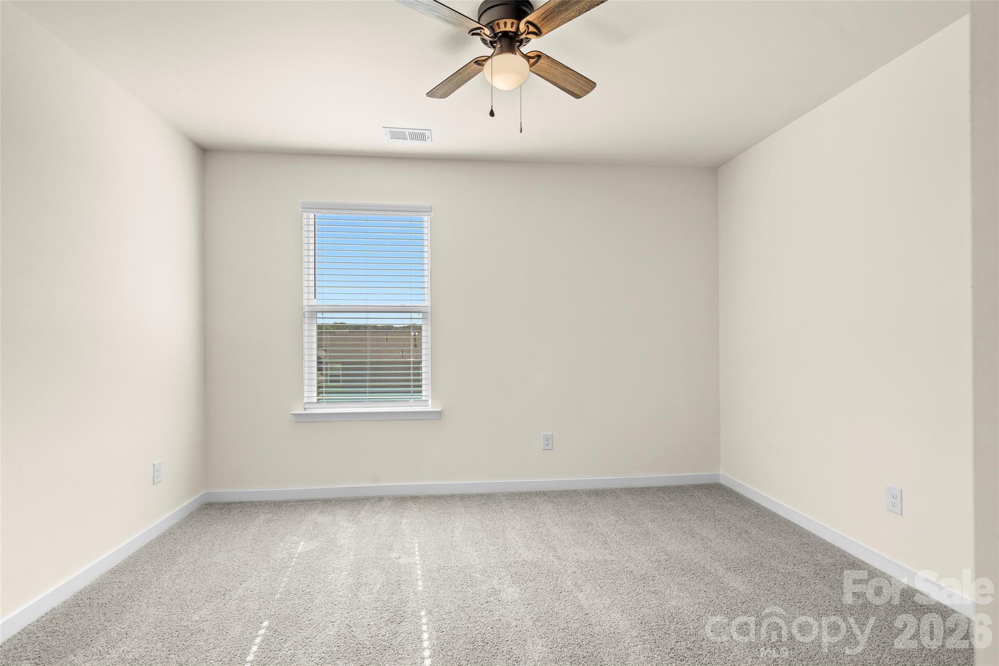 The Hamptons at Hickory - Residential