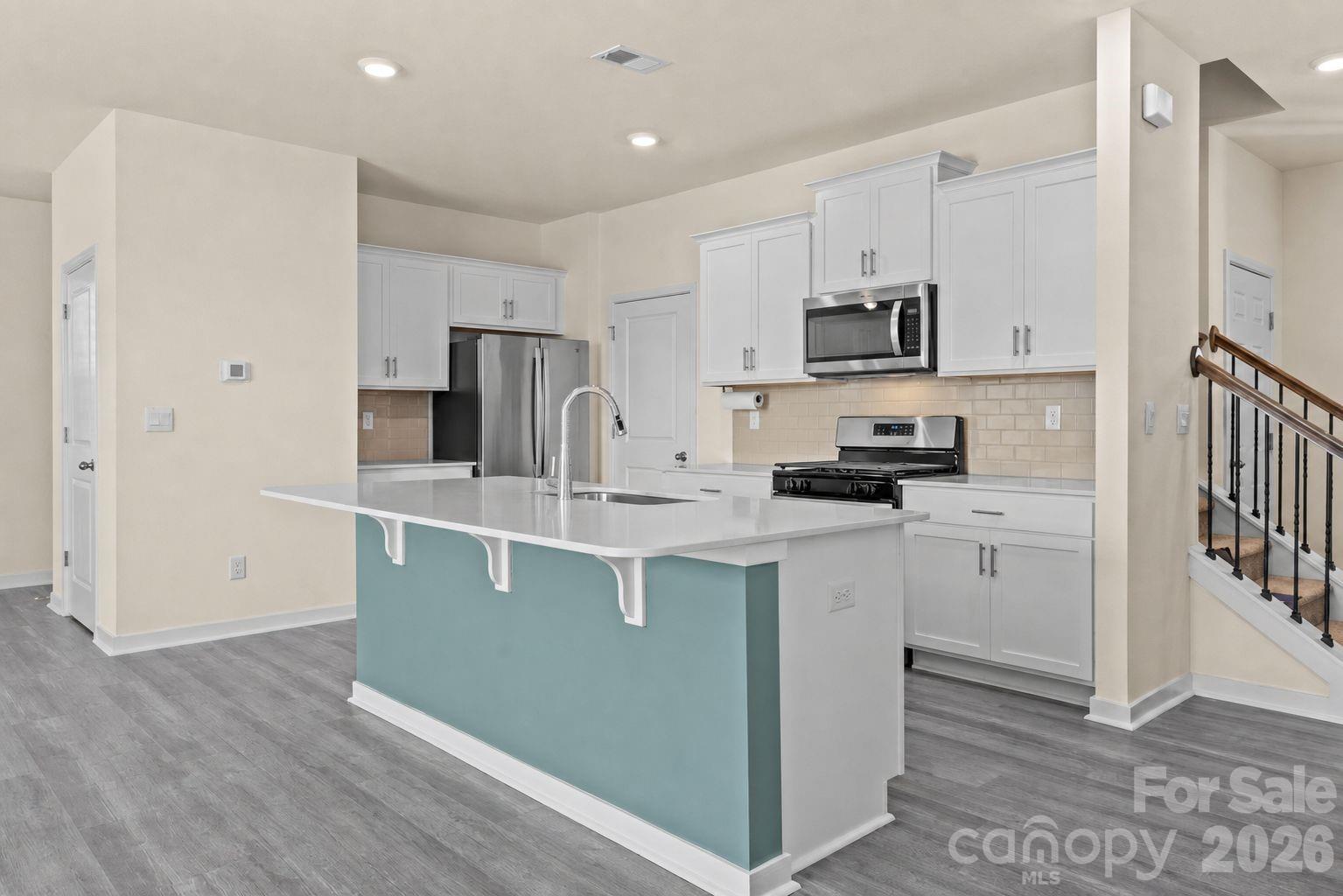 The Hamptons at Hickory - Residential