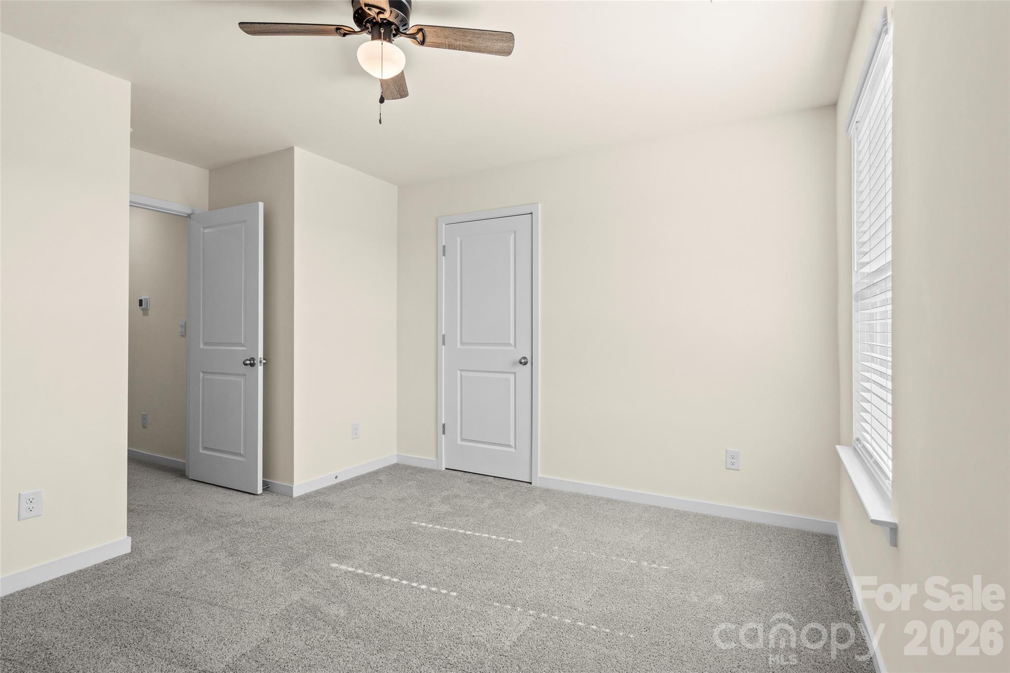 The Hamptons at Hickory - Residential