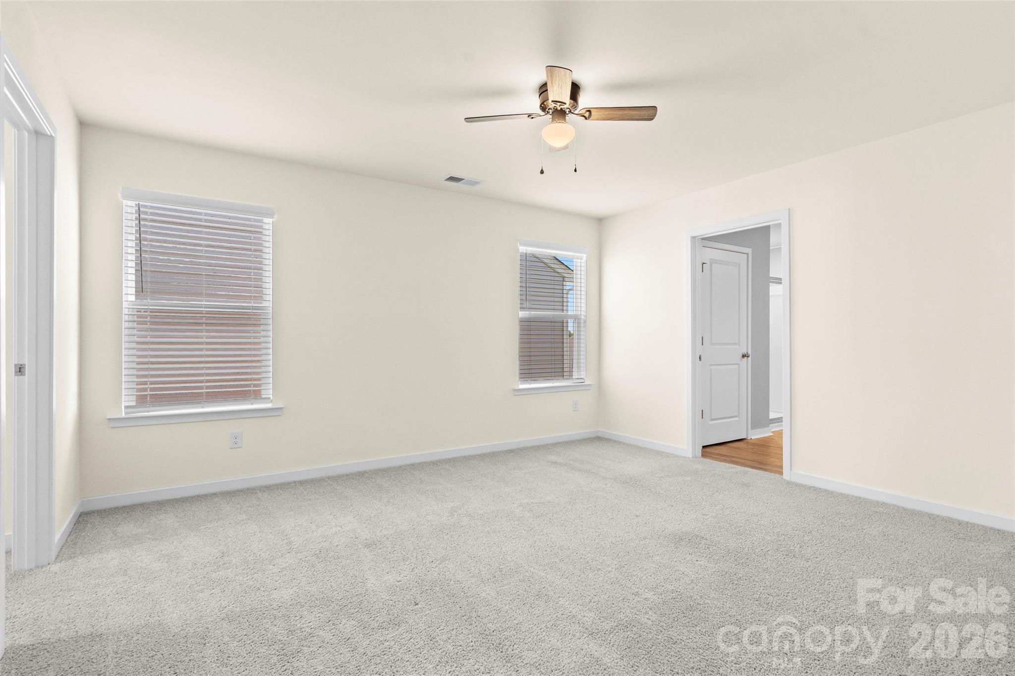 The Hamptons at Hickory - Residential