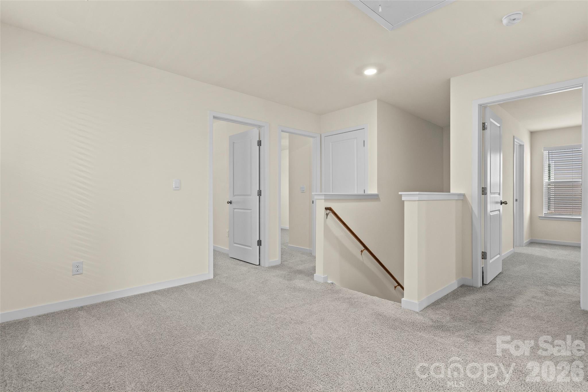 The Hamptons at Hickory - Residential
