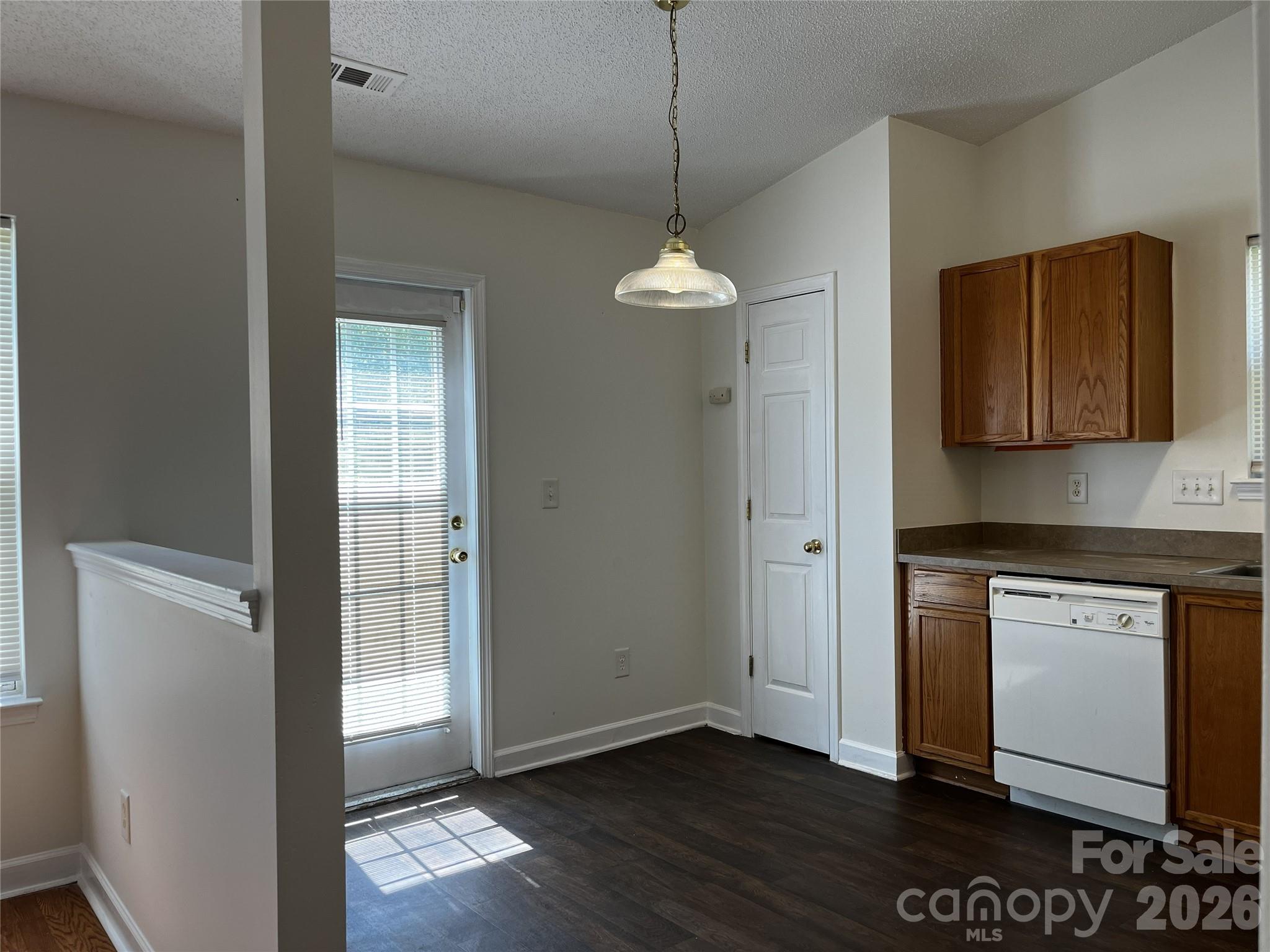 Creekside At Coulwood - Residential