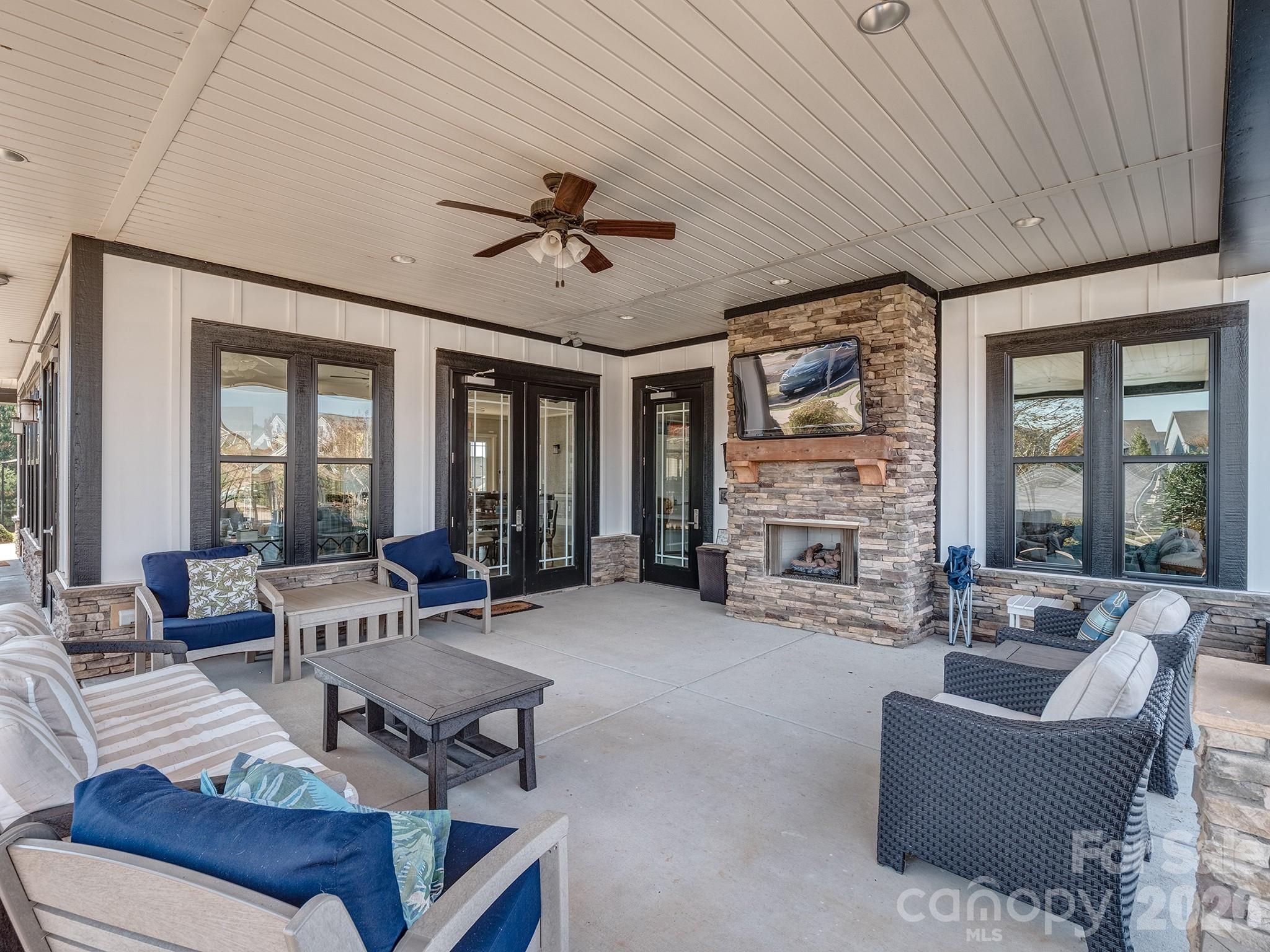 Edgewater - Residential