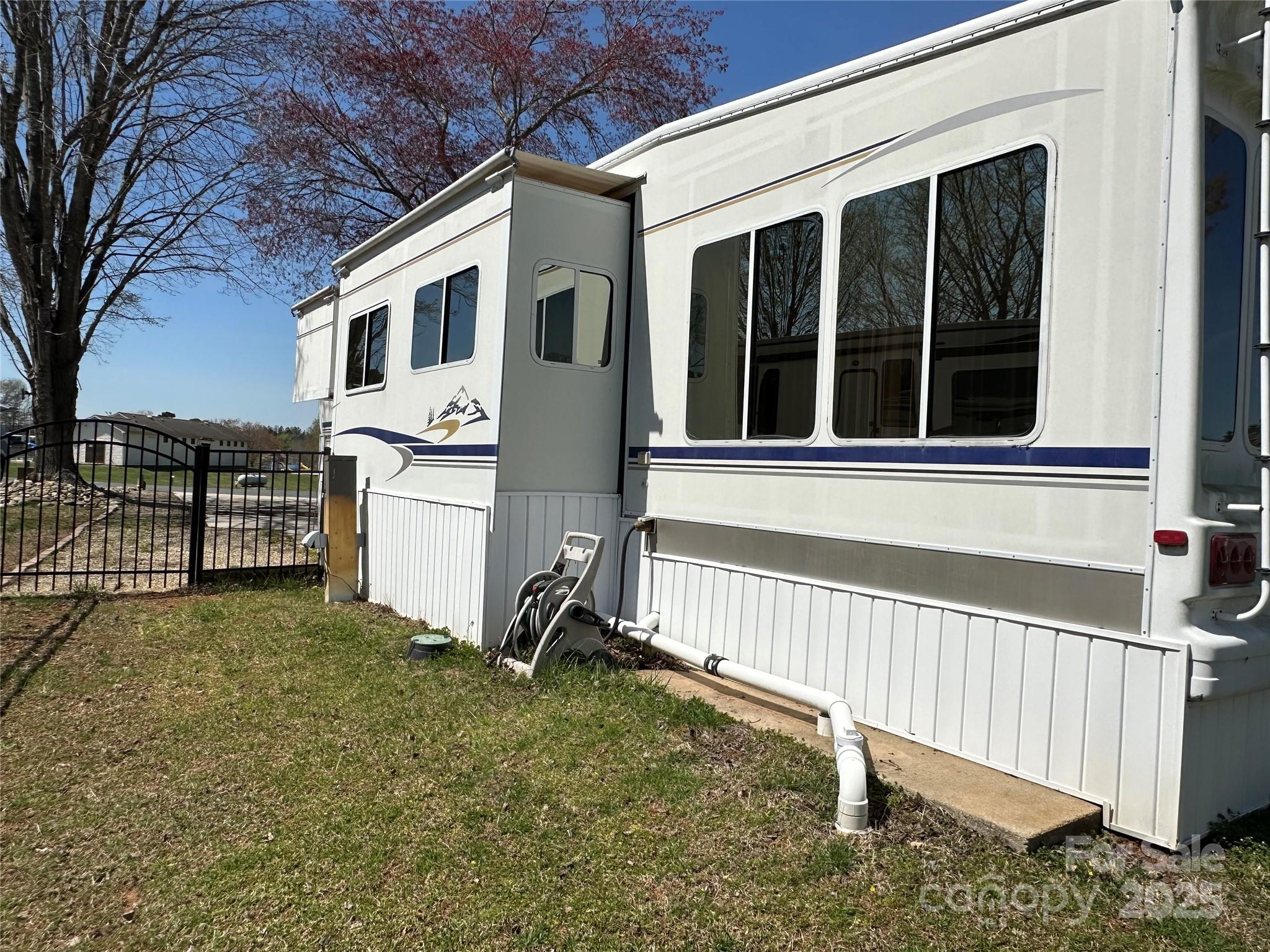 Badin Shores Resort - Residential