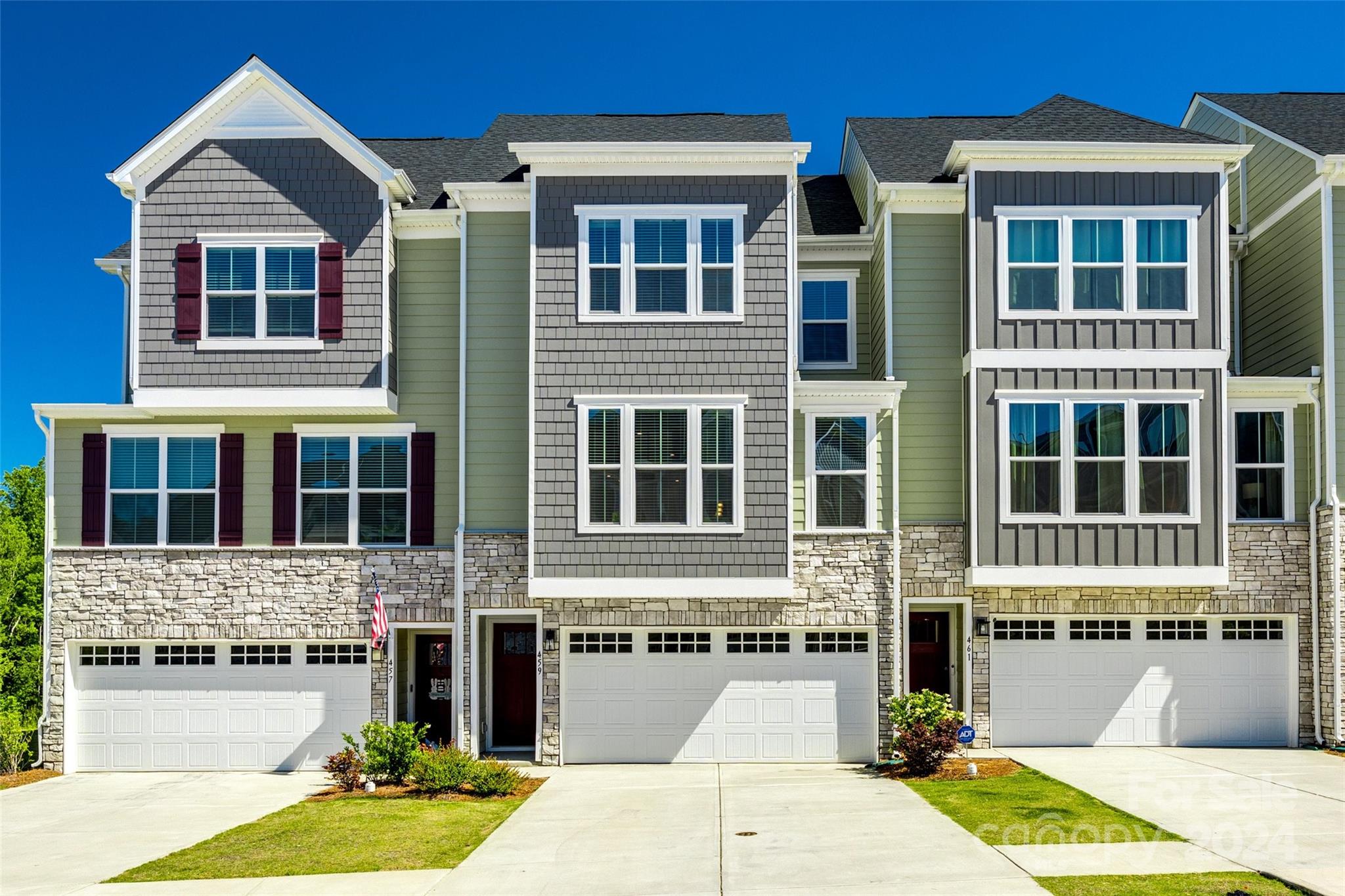 Trinity Townes - Residential