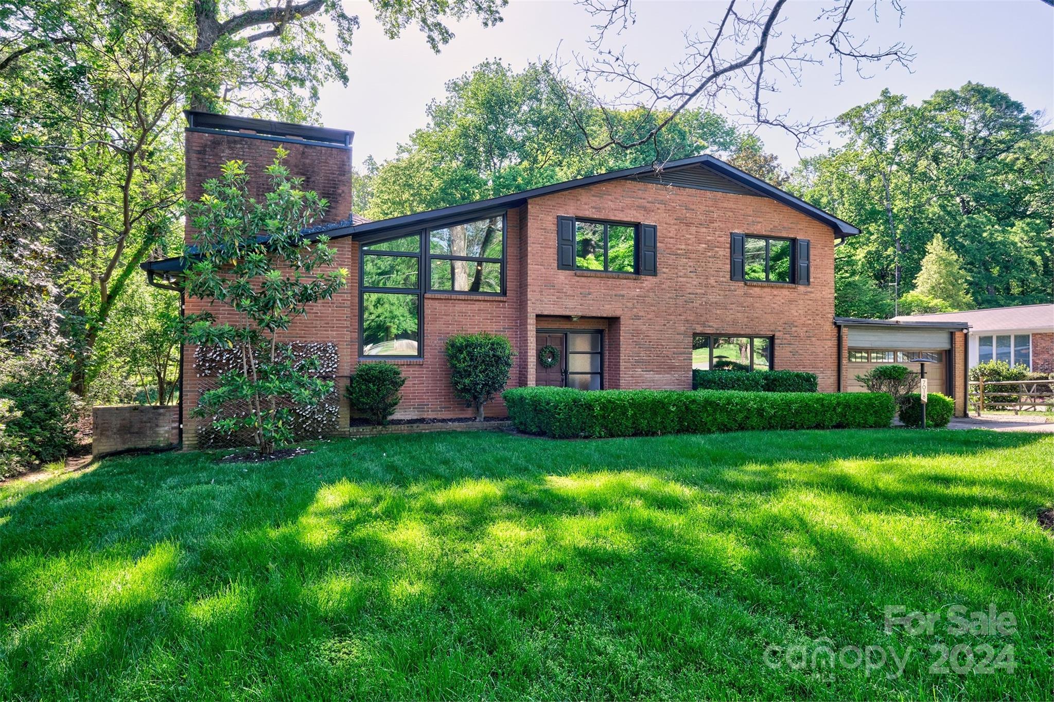 RESORT STYLE POOL,WOW OUTDOOR LIVING SPACES ,GLASS GAZEBO FOR DINING/WORKSPACE/GREENHOUSE ECT, & CAULDRON LIGHTING & FENCED YARD ARE THE MAIN STAYS OF THIS GORGEOUS PROPERTY IN SOUGHT AFTER NEIGHBORHOOD OF STONEHAVEN IN MIDTOWN CHARLOTTE!LOTS OF MATURE TREES FOR SHADE TO ENJOY OUTDOORS. THIS MID CENTURY MODERN HOME OFFERS 4 BEDROOMS,2 1/2 BATHS,SCREENED PORCH,GREAT ROOM,FAMILY ROOM,NEW COUNTERS IN THE KITCHEN, LARGE DINING ROOM AND EAT IN KITCHEN SPACE AND OVER HALF AN ACRE OF PROPERTY TO ENJOY!2 CAR GARAGE& PRIVATE DECK ALSO. 2 FIREPLACES TO ENJOY THE COZY VIBES!THIS HOME OFFERS A SHED OUT BACK TO STORE ALL YOUR STUFF AND NOT CLUTTER THE GARAGE.GARDENERS DREAM! CONVENIENT TO ALL THE FUN THINGS TO DO THAT CHARLOTTE HAS TO OFFER.EASY COMMUTE TO WHEREVER YOU NEED TO GO. WITHIN A MILE OF TOP 2 PRIVATE SCHOOLS  IN THE AREA & IN DISTRICT FOR HIGHER RATED PUBLIC SCHOOLS.DOGGIE DOORS FOR YOUR FURRY FRIENDS.OVERSIZED LAUNDRY ROOM /UTILITY ROOM AND DROP ZONE. WELCOME HOME TO YOUR PRIVATE OASIS!