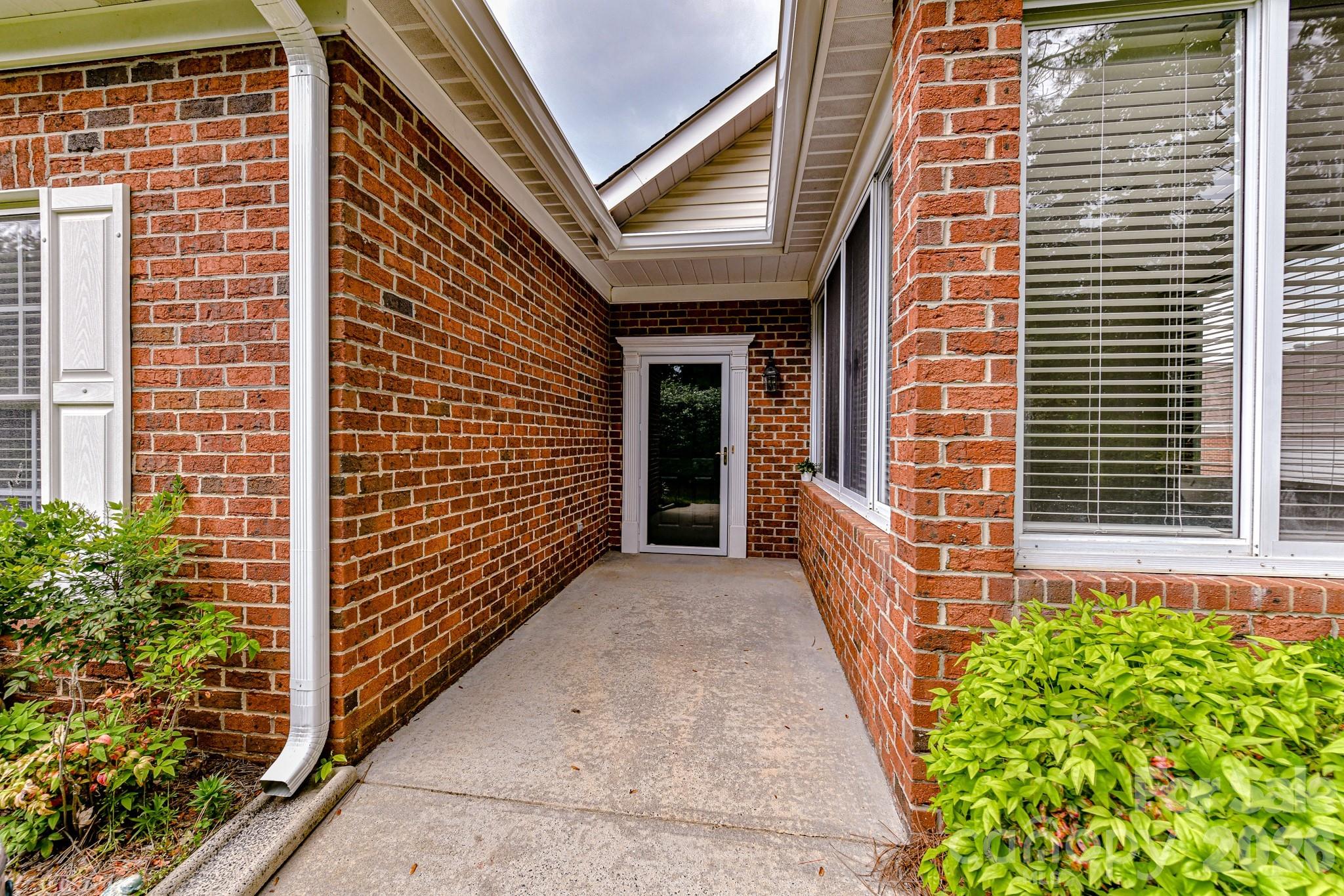 Windsor Oaks - Residential