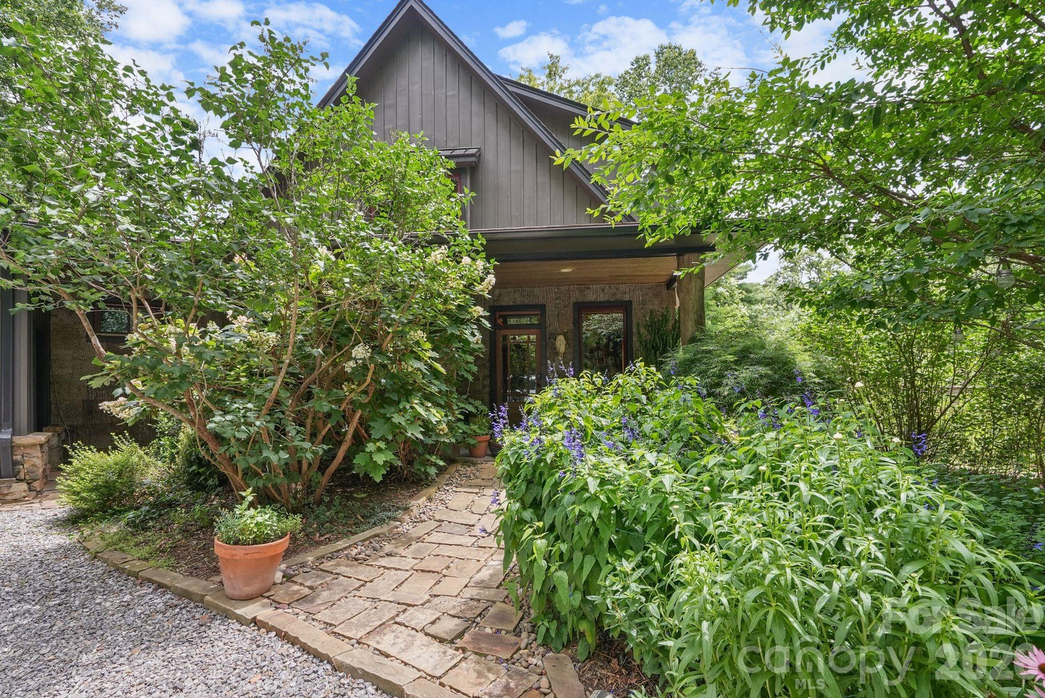 Riverwind - Residential
