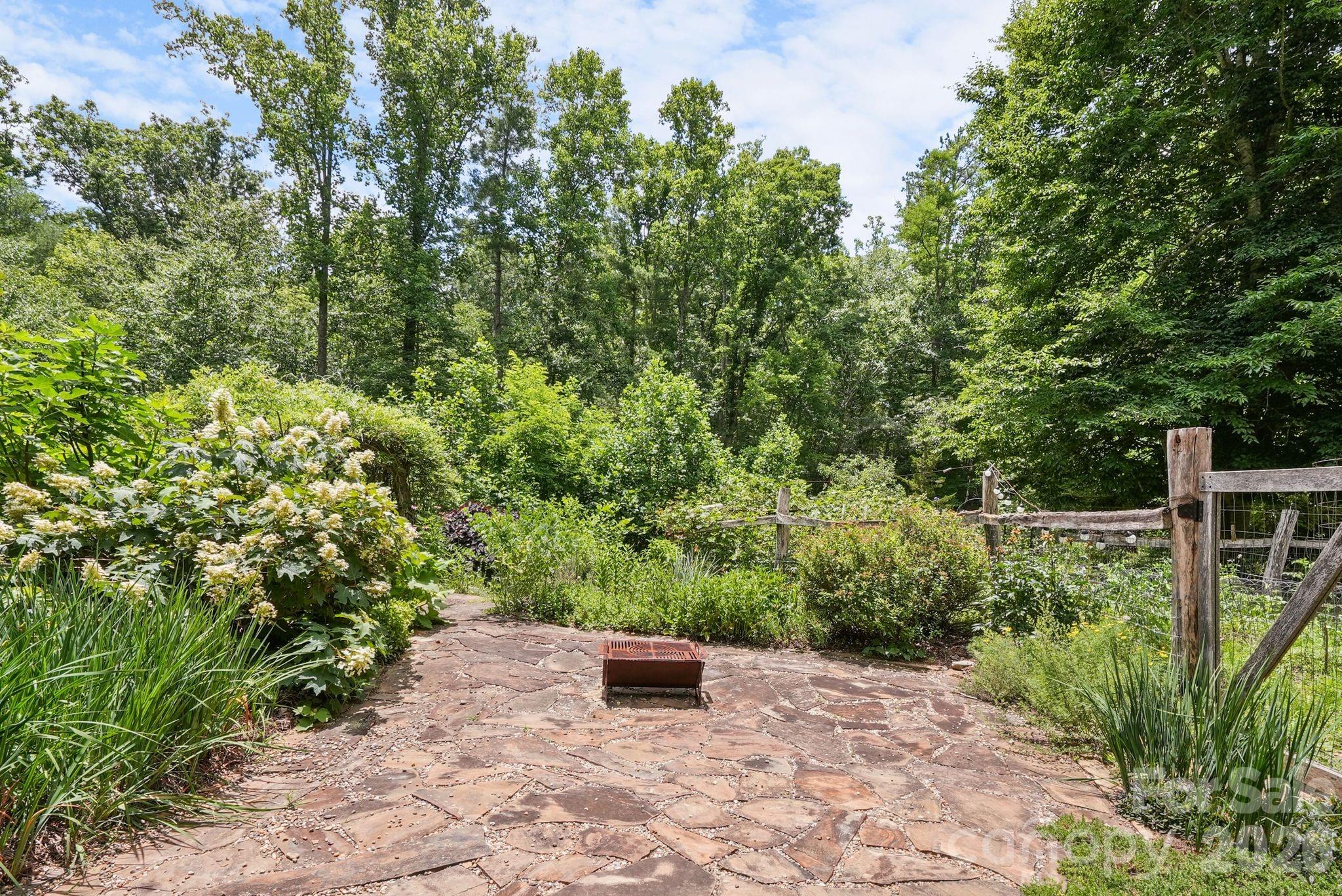 Riverwind - Residential