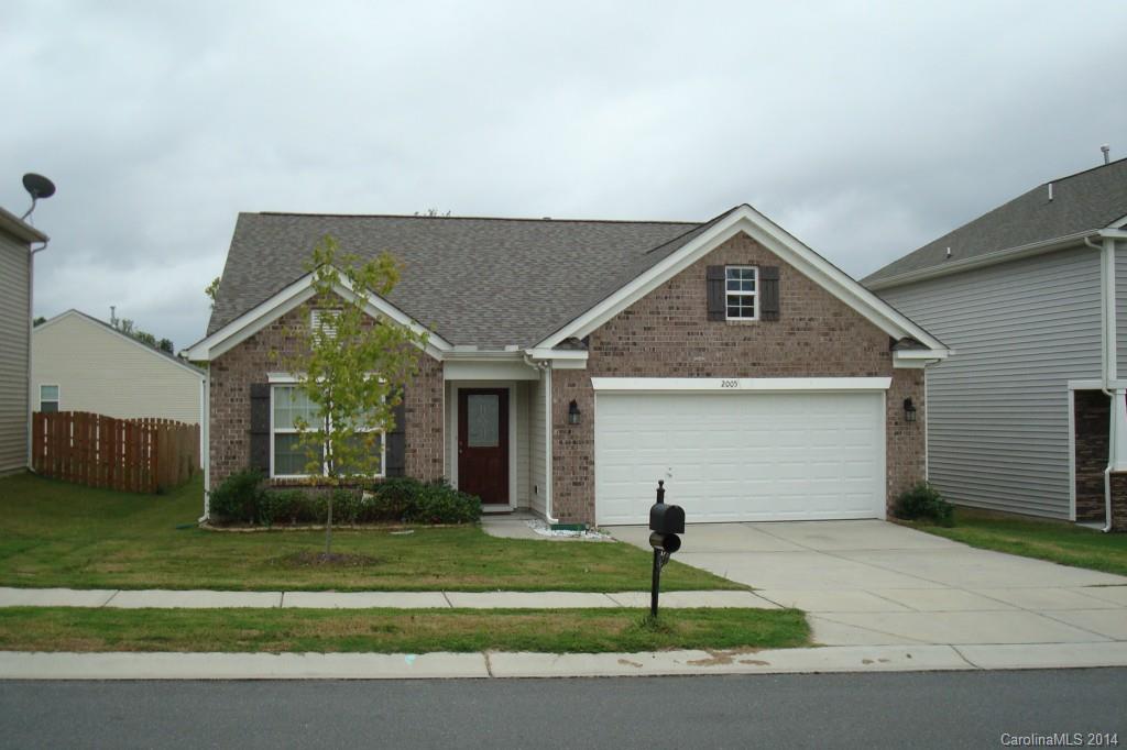 Why wait for new construction!  Ranch floorplan with gas fireplace, vaulted ceilings, blinds, refrigerator. Needs paint/carpet.  Nice little floorplan and so convenient to Hwy 521 & 160.