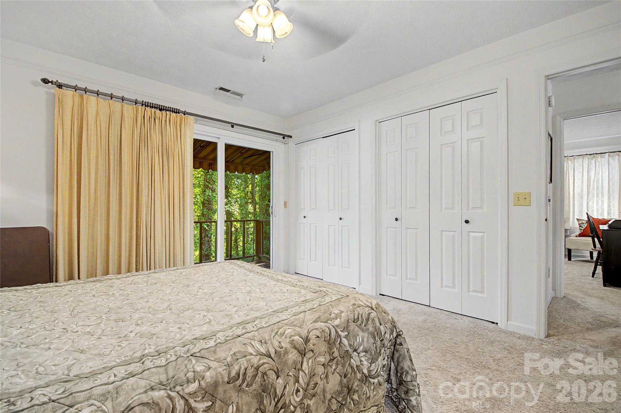 Haywood Manor - Residential