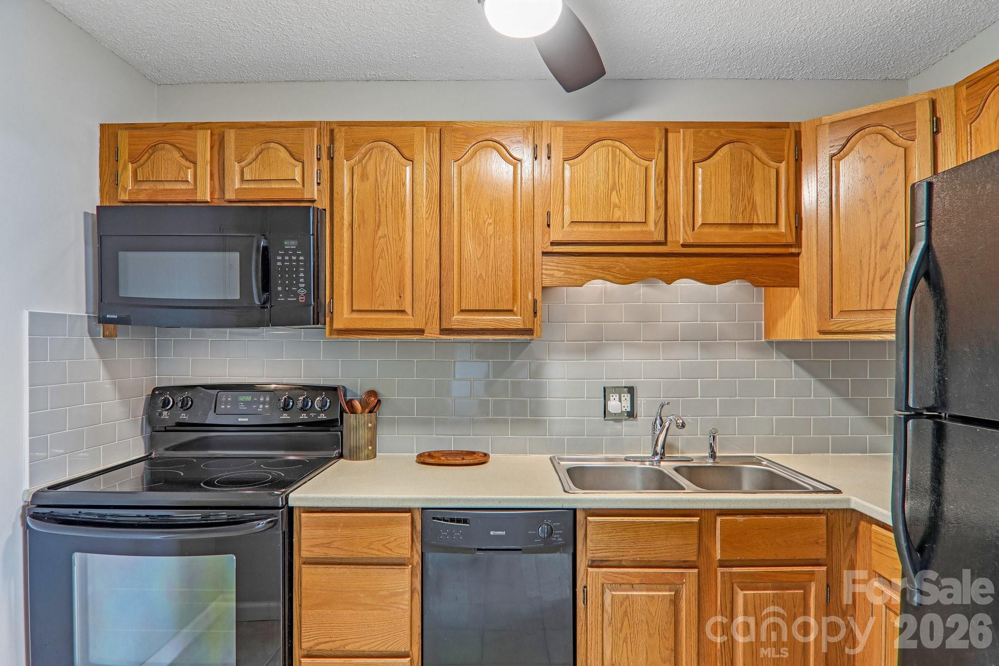 Sunset Ridge Condominiums - Residential