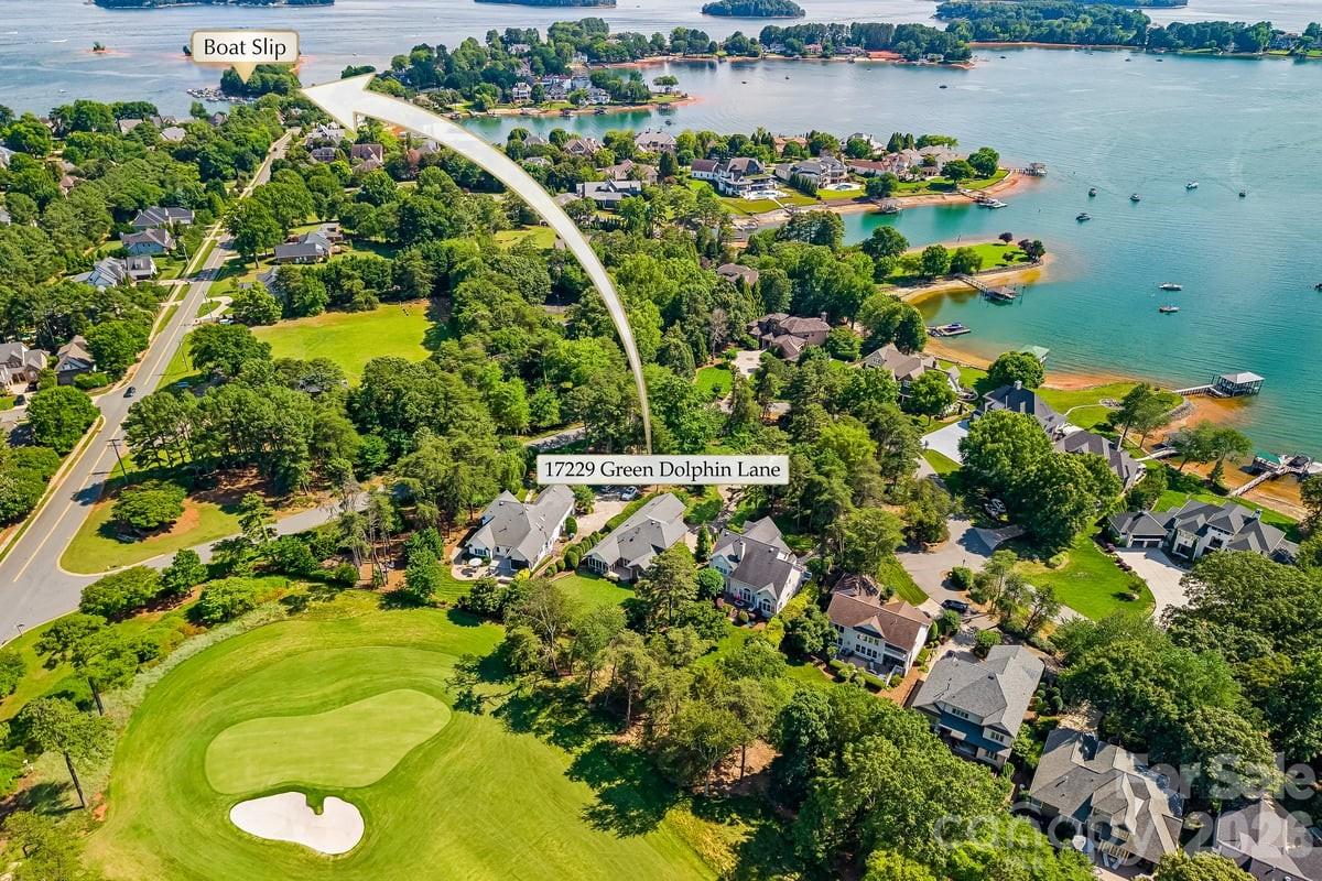 The Peninsula - Residential
