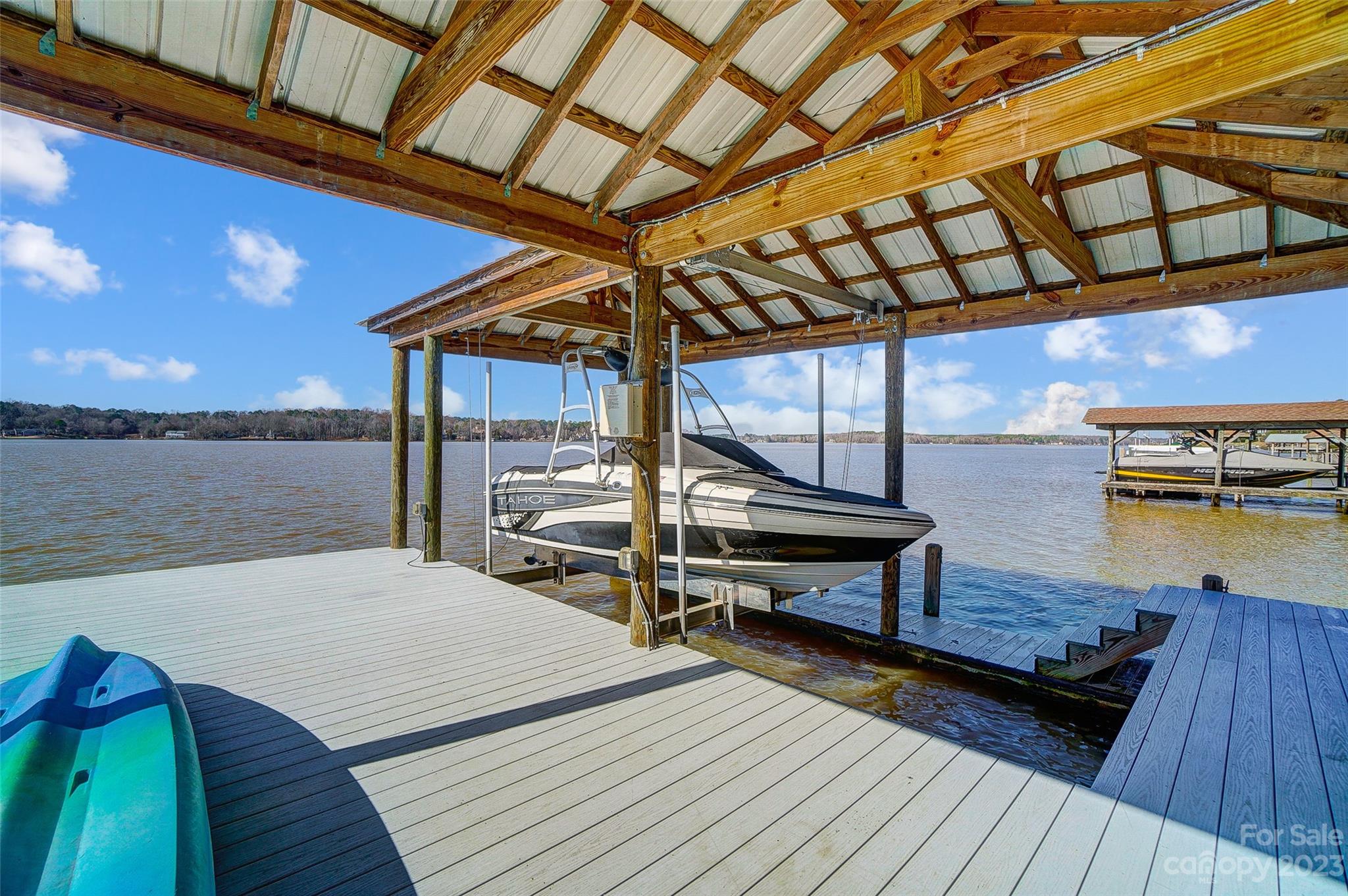 Tega Cay - Residential