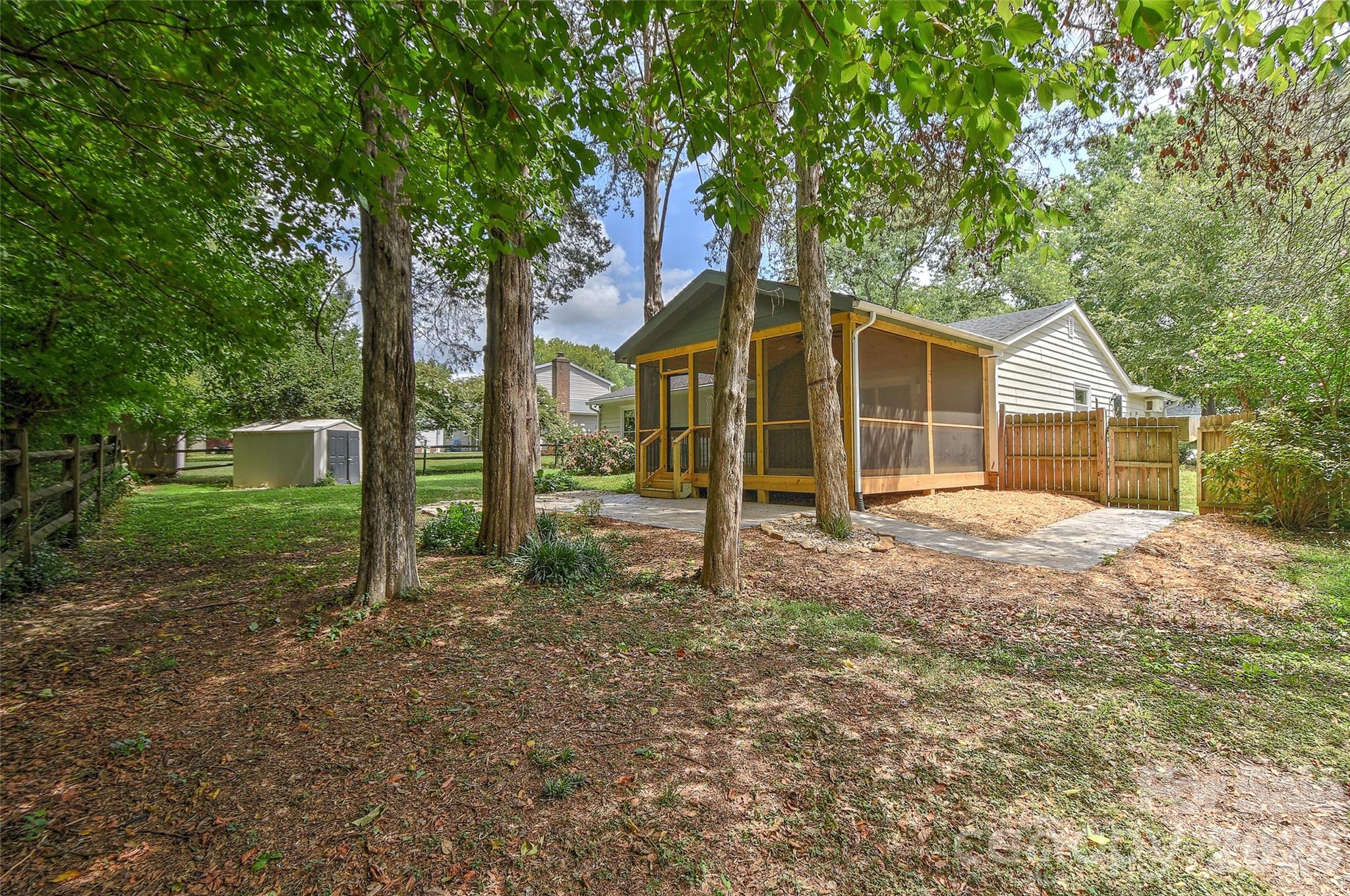 Shadow Lake - Residential