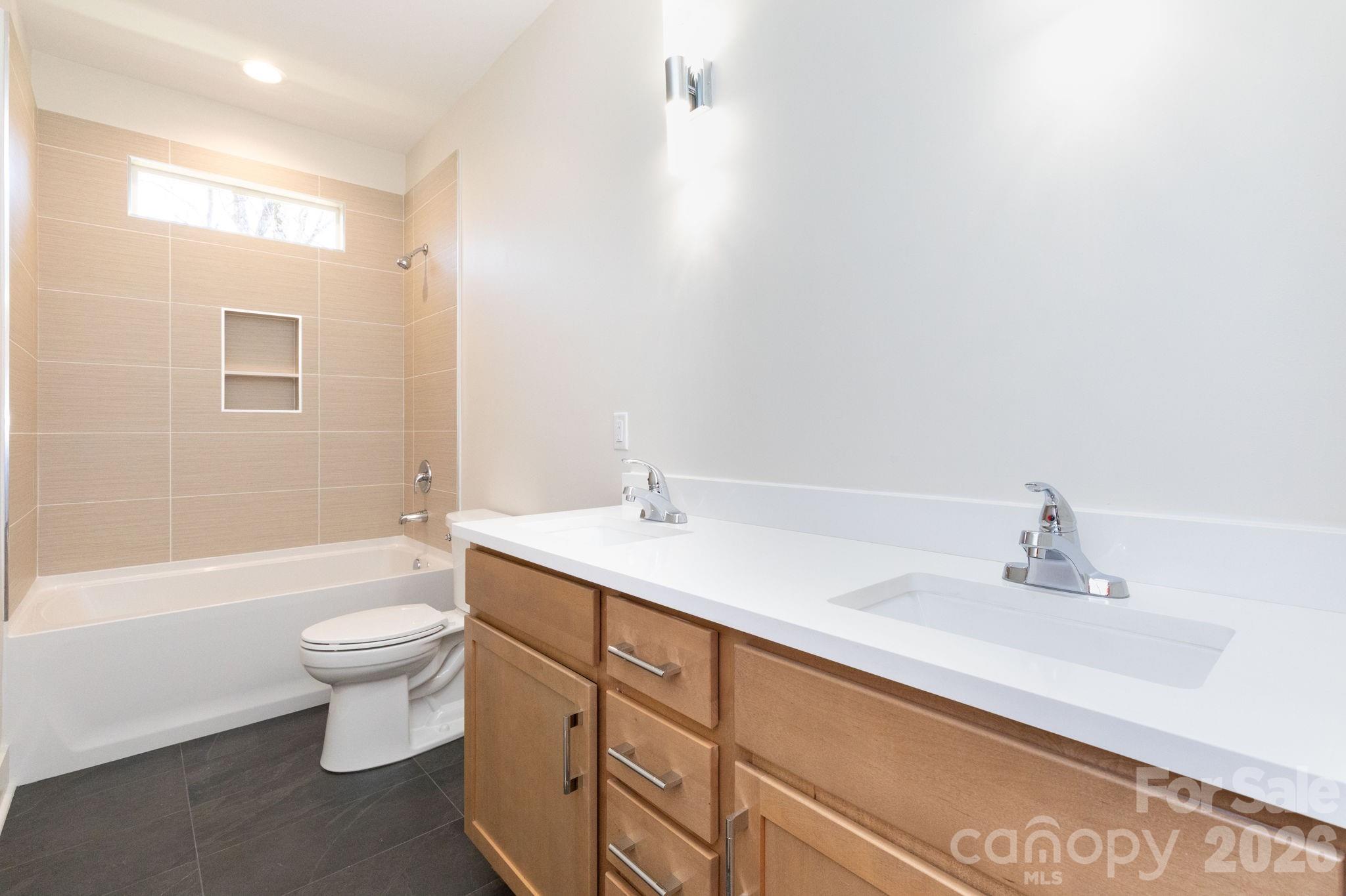Beechwood Lakes - Residential