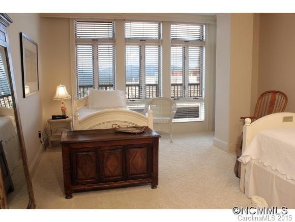 21 Battery Park - Residential
