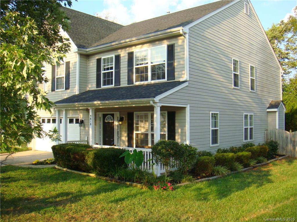 MUST SEE! NEW PAINT AND CARPET! Lots and Lots of House for the money. Extra Large Formal and Family Room with Fireplace! Oversized Kitchen with Breakfast Bar and Huge Pantry. Master BR is EXTRA LARGE with a Glamour Bath. Four Additional bedrooms. Large Fenced Yard with Beautiful Landscaping. PRIME LOCATION with Convenient Access to 485 and the NEW PREMIUM OUTLETS, UPTOWN, AIRPORT and LAKE WYLIE!! You cant find This Much House for the Money! CALL AND SCHEDULE YOUR APPOINTMENT TODAY!!
