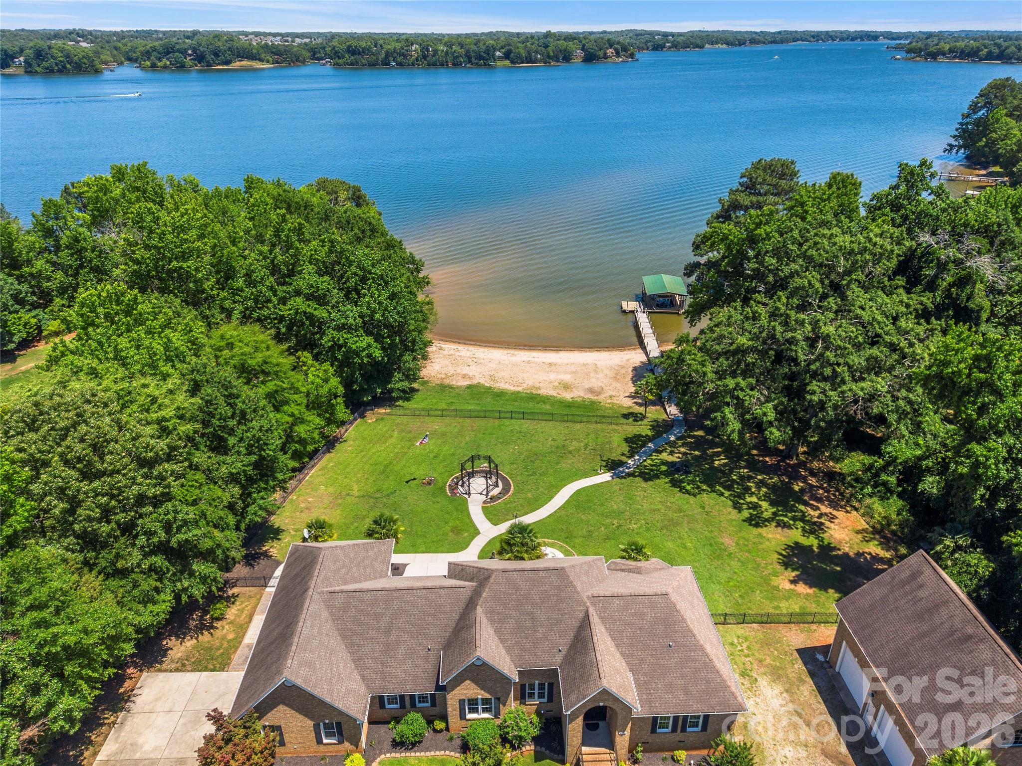 Tioga Pointe - Residential