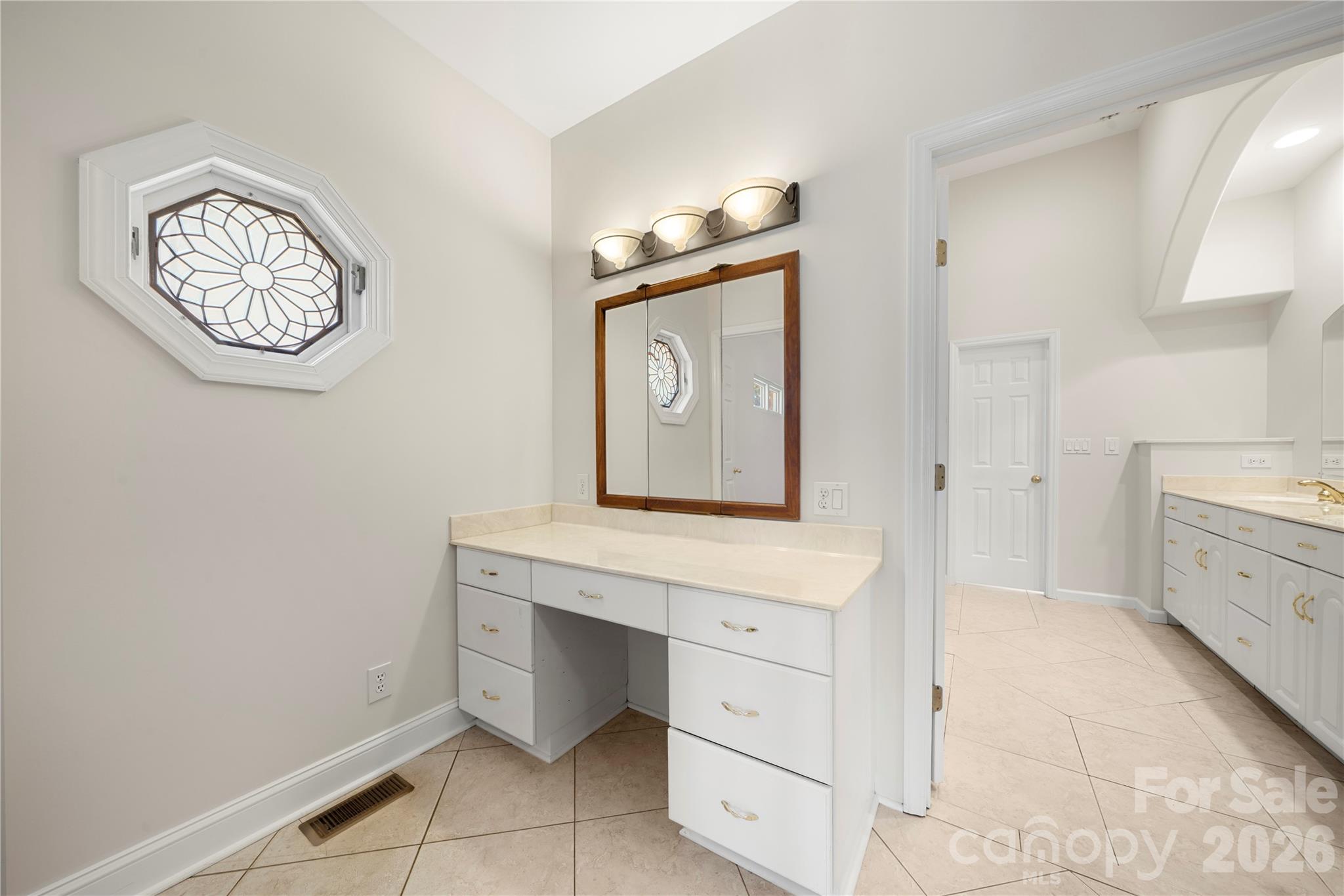 Tioga Pointe - Residential