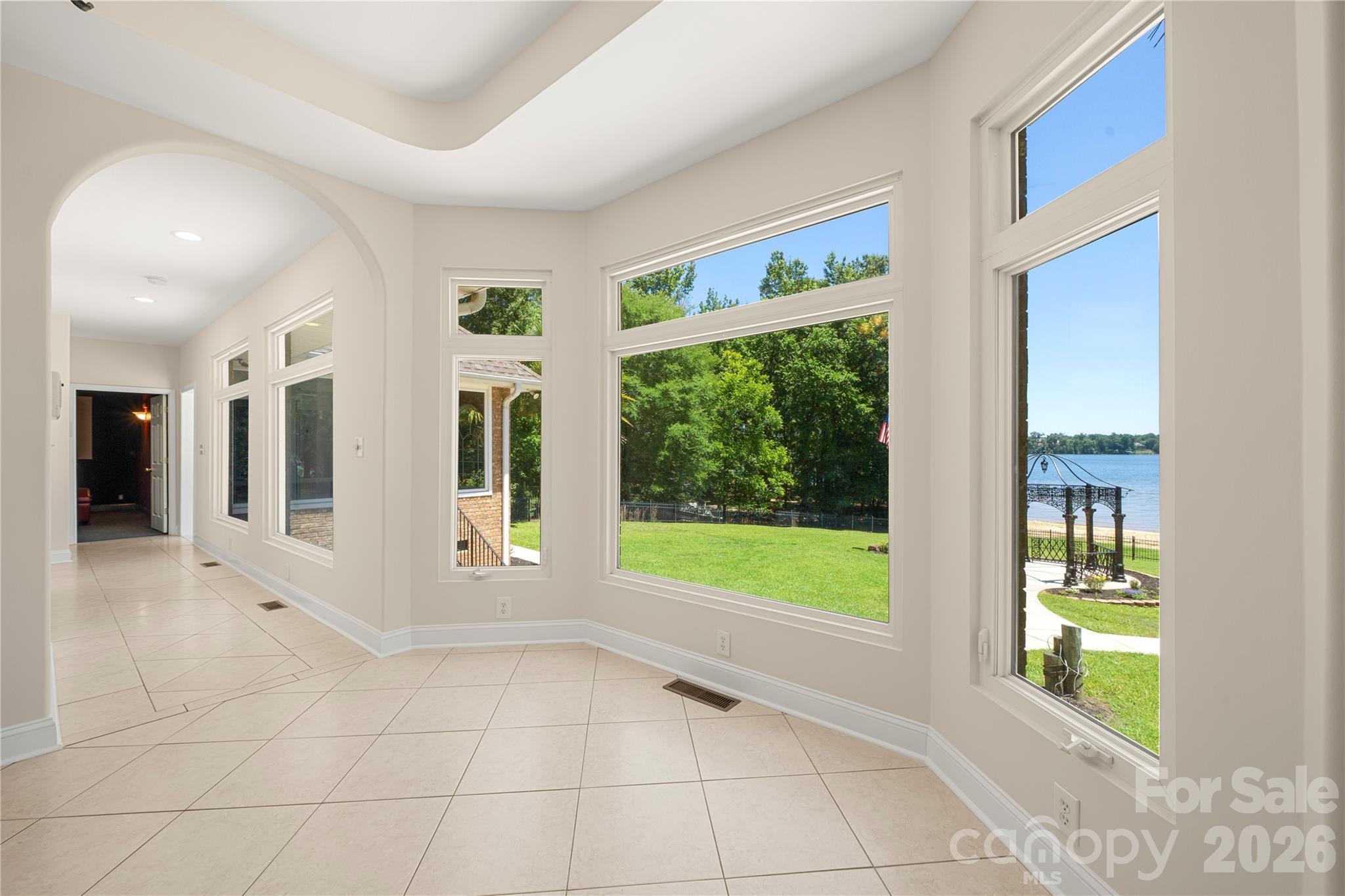 Tioga Pointe - Residential