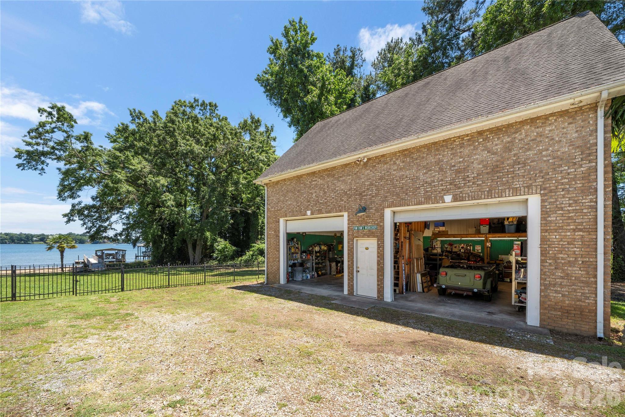 Tioga Pointe - Residential