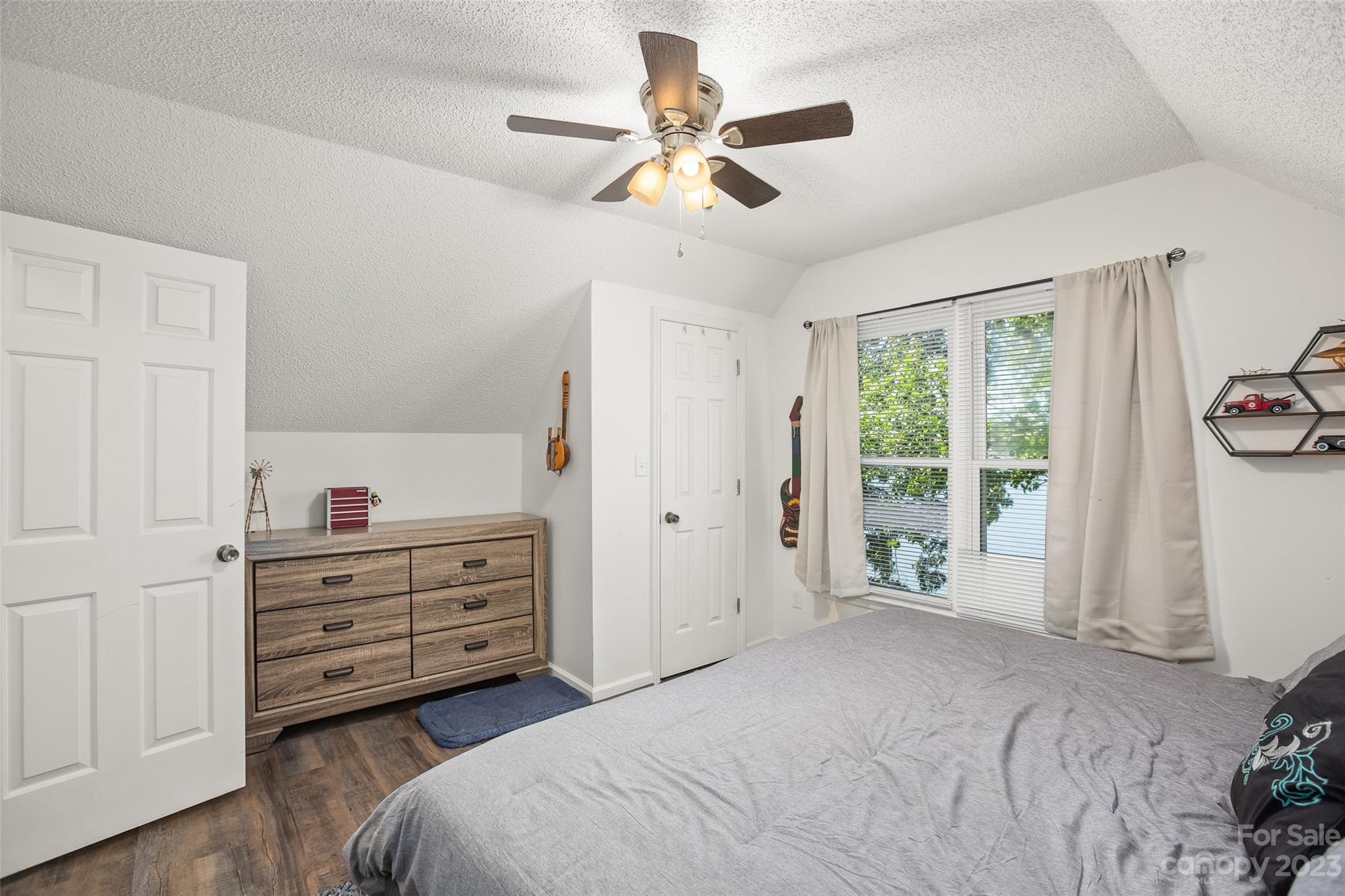 High Rock Lake - Residential