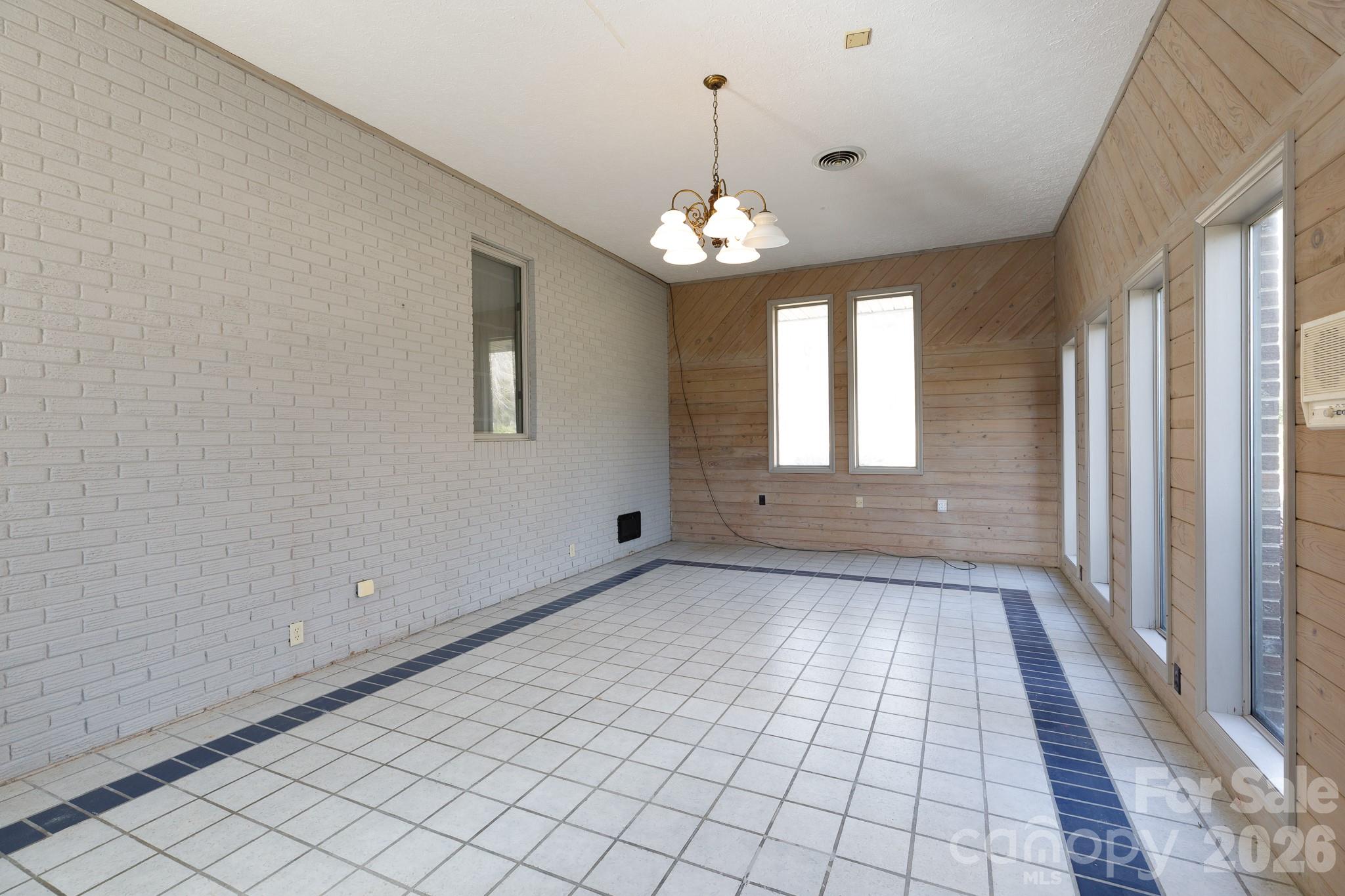 Creekwood - Residential