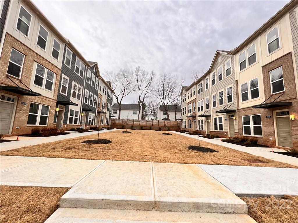 Brand-new 2022 built luxurious townhome with 3-level floor plan with 3 bedrooms with walk-in closet and 3.5 bath. Features a kitchen with quartz countertops, stainless steel appliances and a pantry. 
Central to Uptown in Charlotte's most popular neighborhoods popular Midwood plaza. Close proximity to all the amenities, public transport and 3.5 miles to Uptown.

- Pets are conditional and a non-refundable pet fee of $350 for one pet.

- No smoking within the property.
