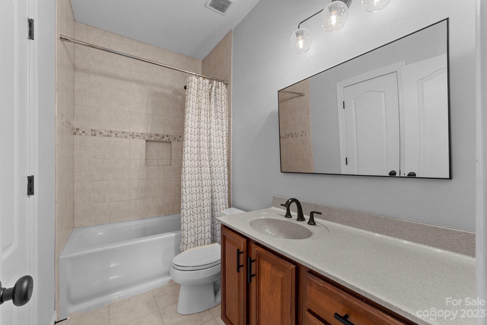 The Preserve at Kinsley Lakes - Residential
