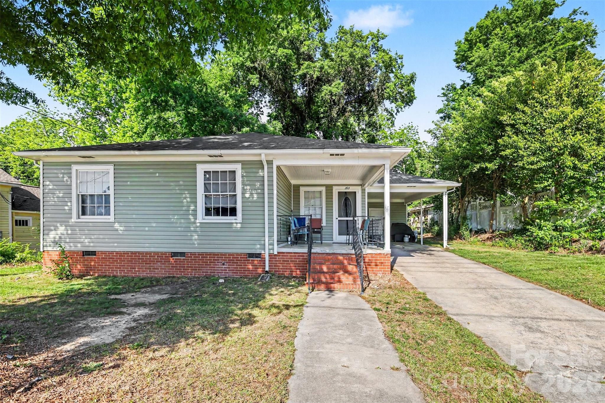 Charming property located at 303 N White St in the heart of Lancaster, SC. Conveniently positioned near downtown, shopping, dining, and local schools, this location offers both accessibility and small-town appeal. Ideal for those seeking a well-situated home or investment opportunity with easy access to everyday amenities and community resources. Don’t miss the chance to explore the potential this property has to offer.