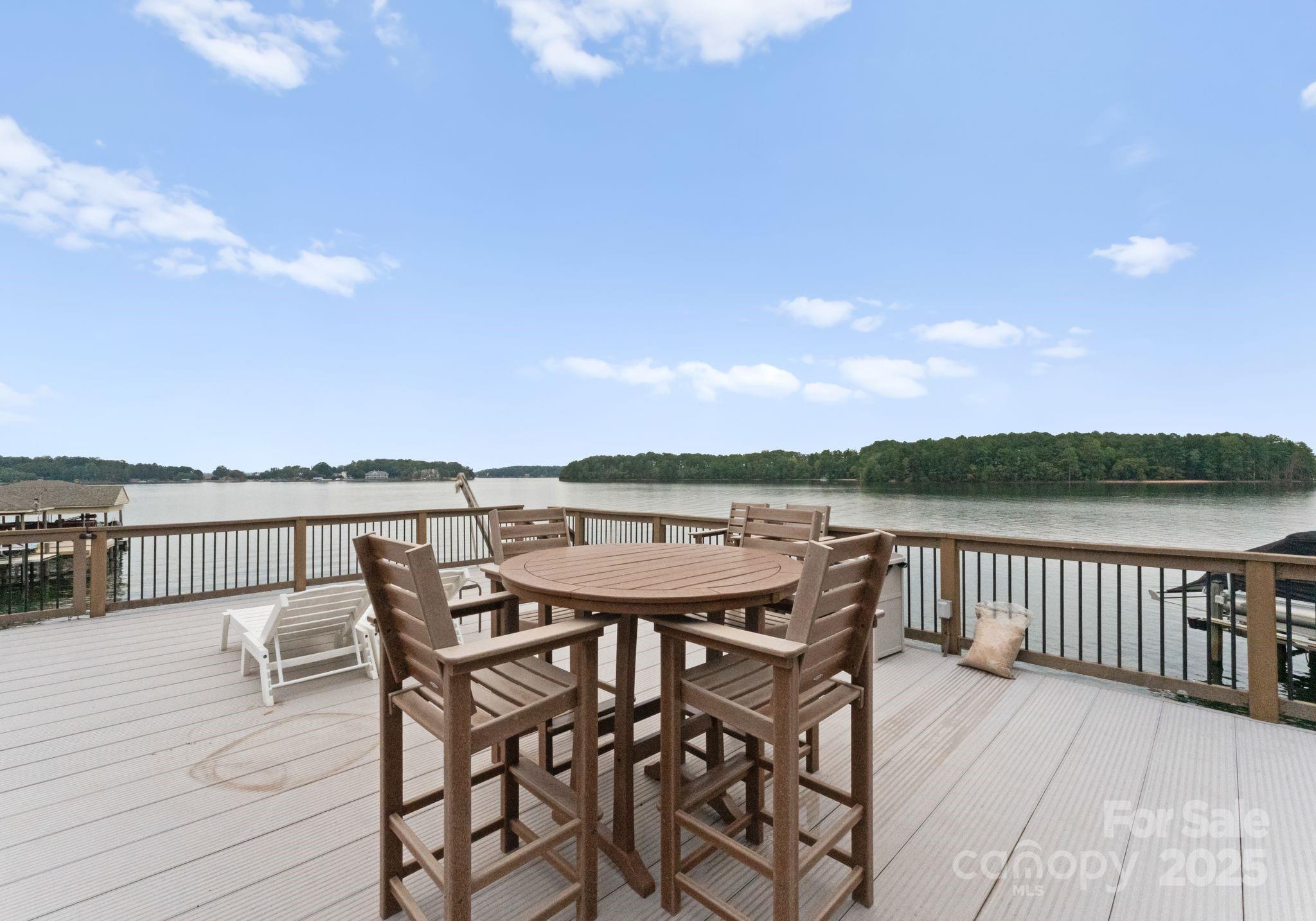 Stonemarker Pointe - Residential