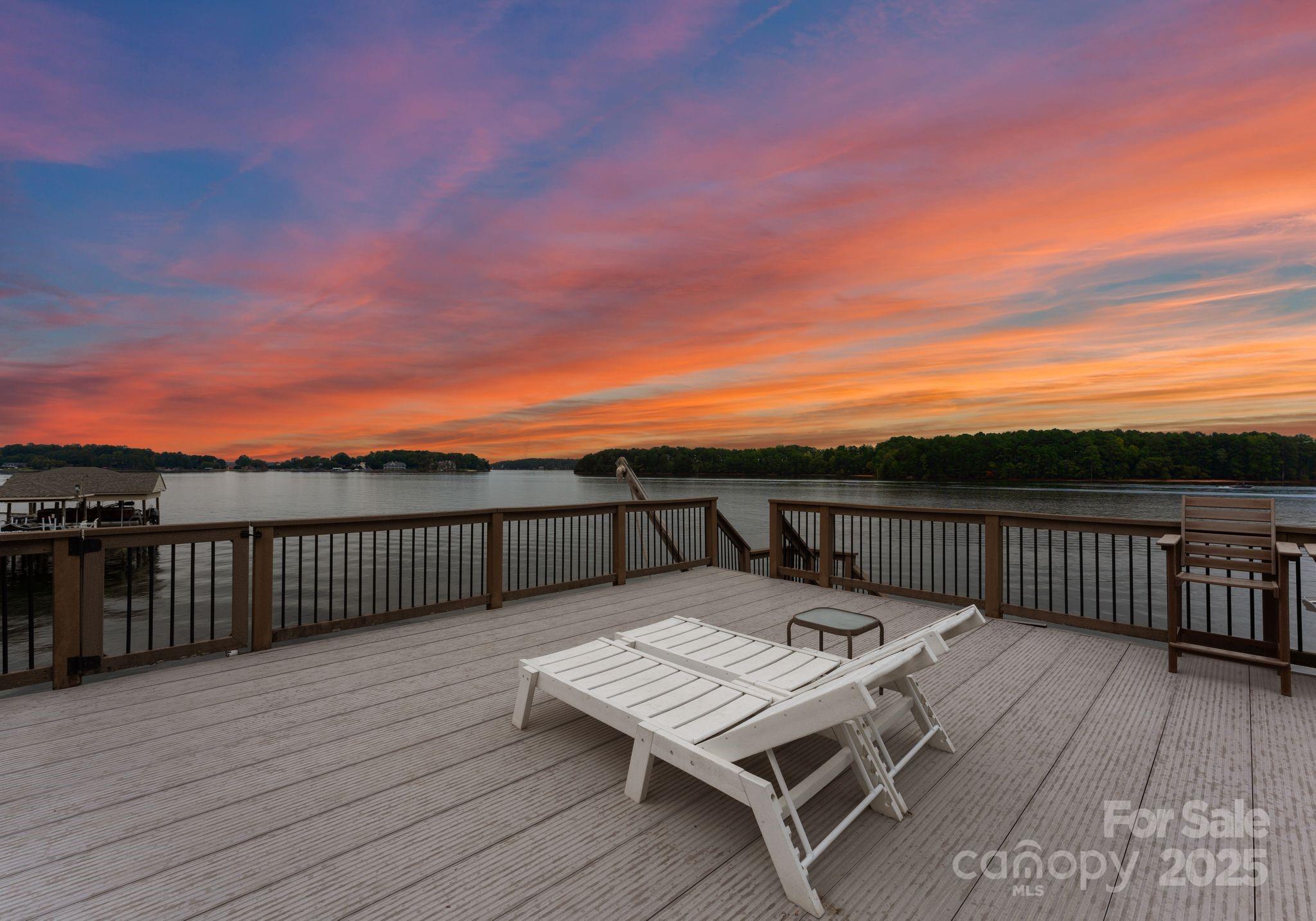 Stonemarker Pointe - Residential