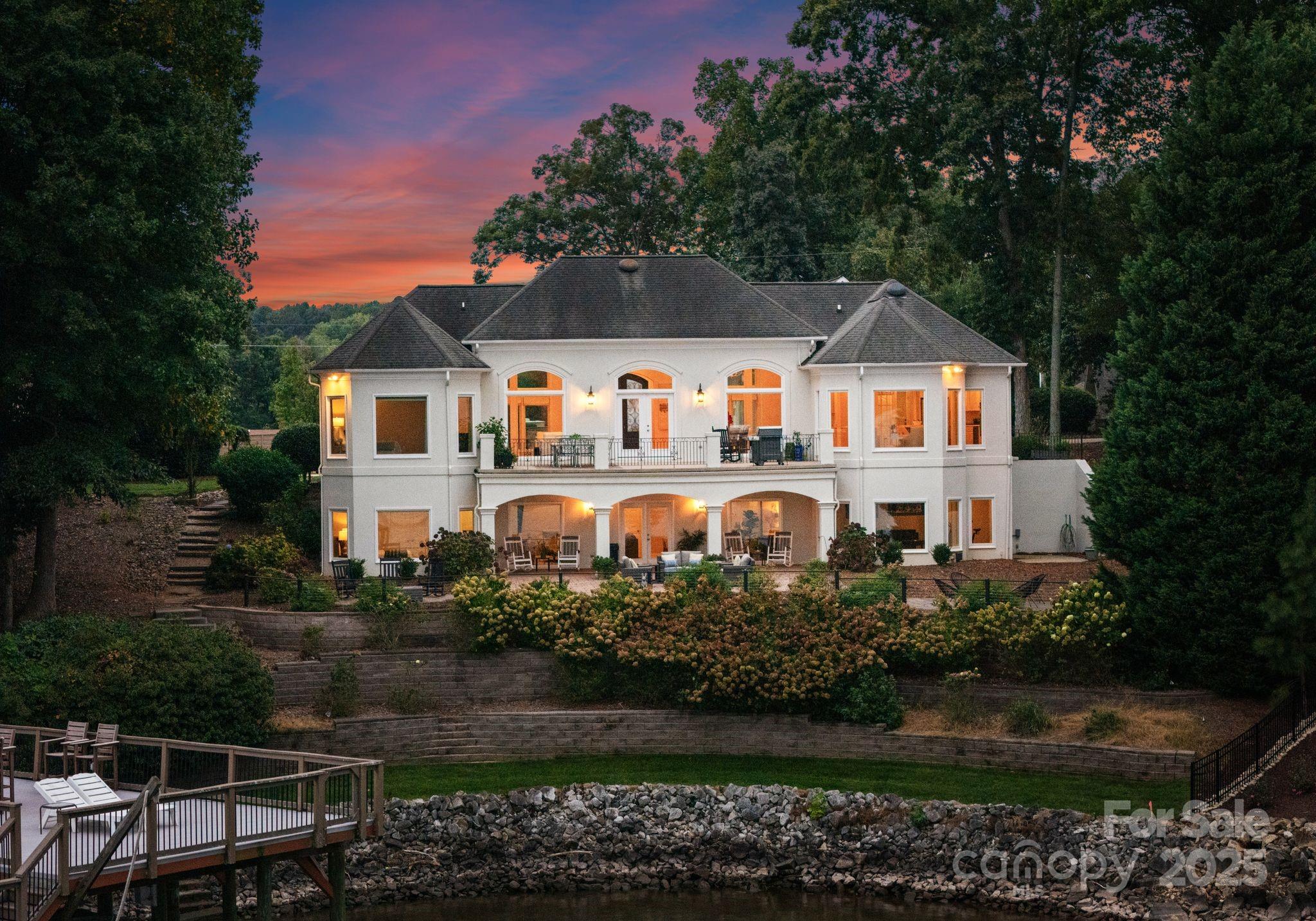 Stonemarker Pointe - Residential