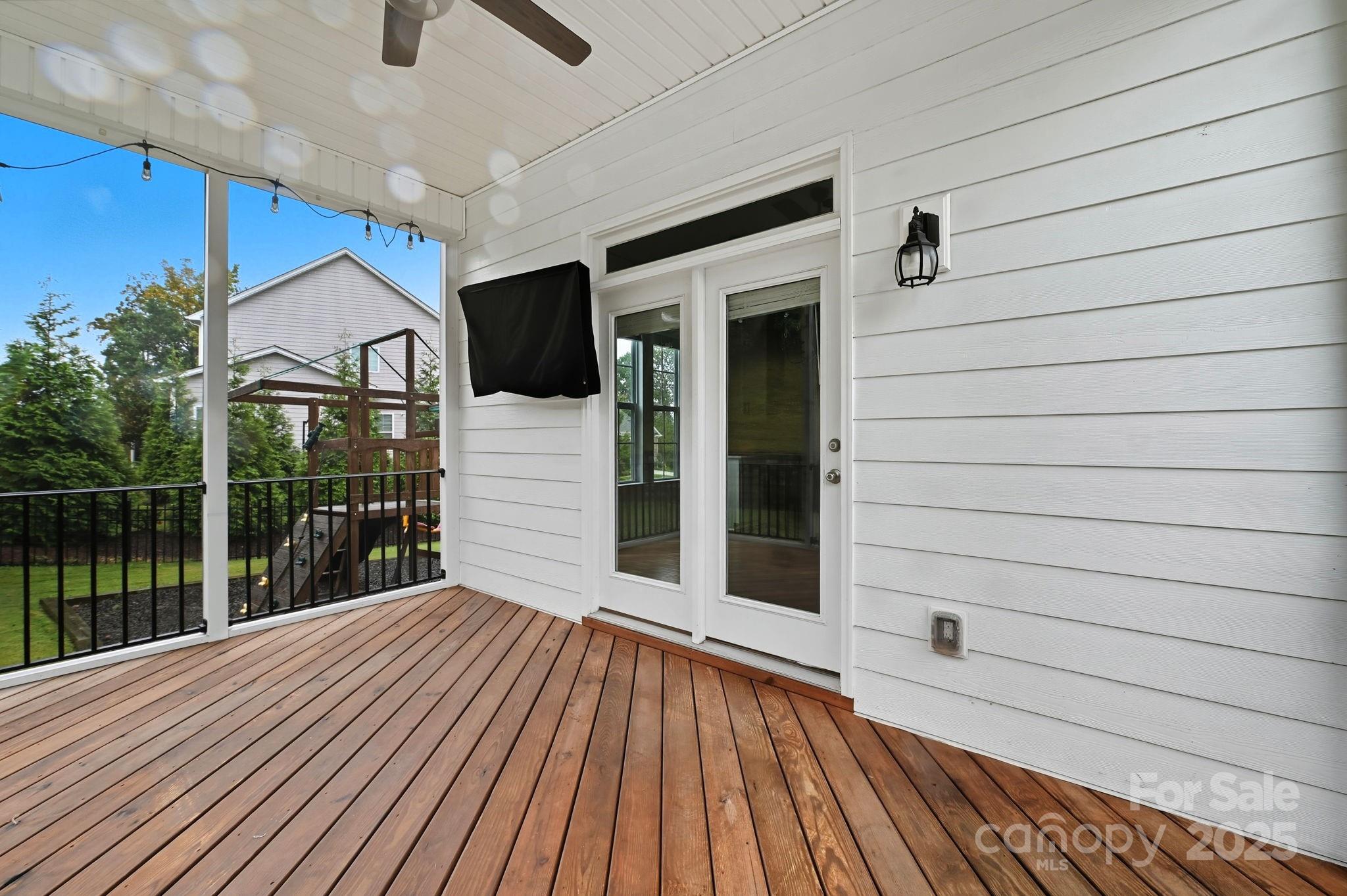 The Manors at Lake Ridge - Residential