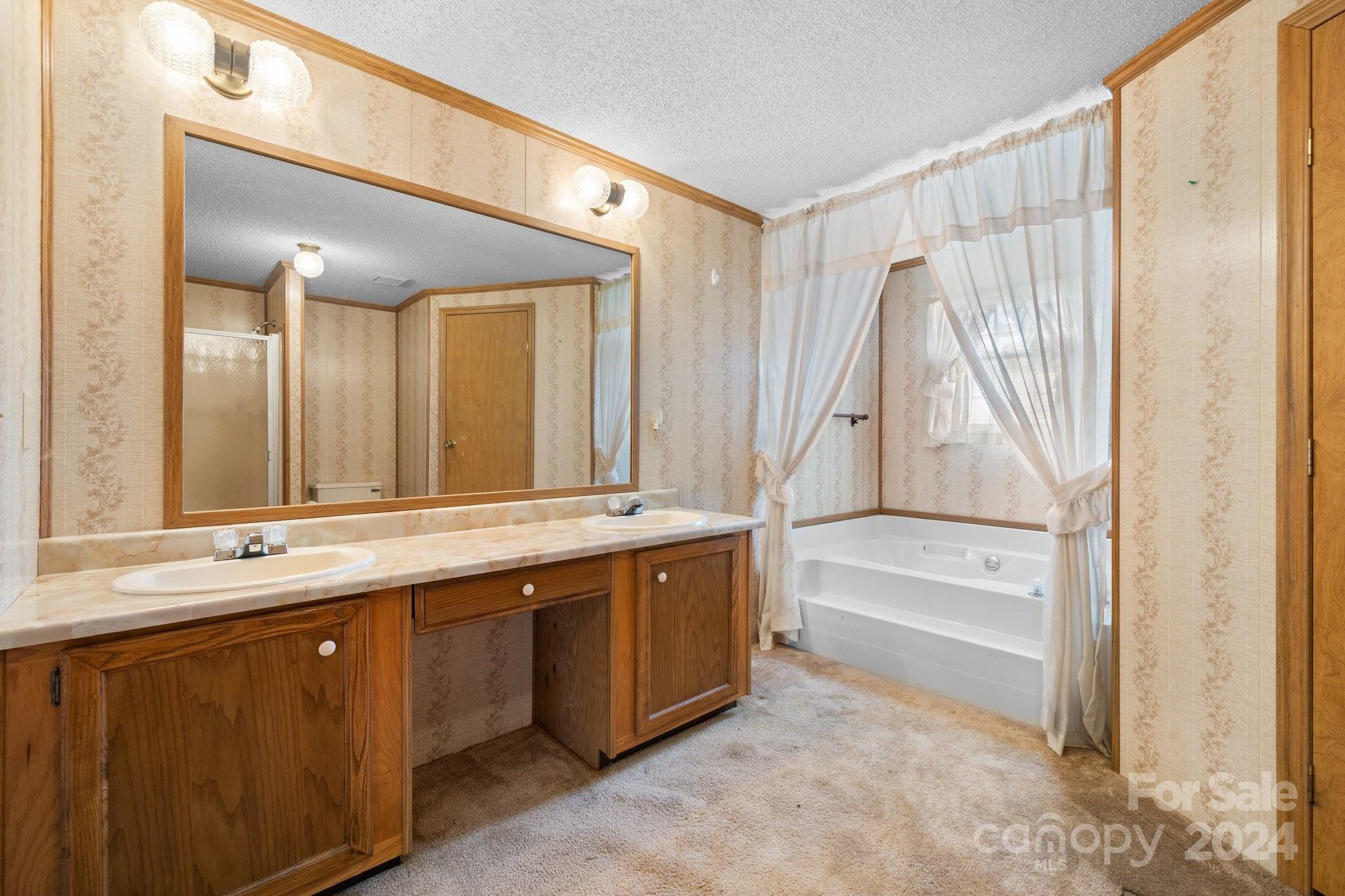 TRAIL WINDS - Residential