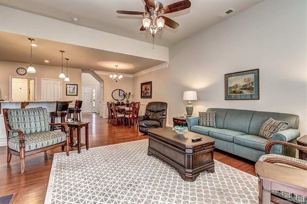 Lake Shore On Lake Wylie - Residential