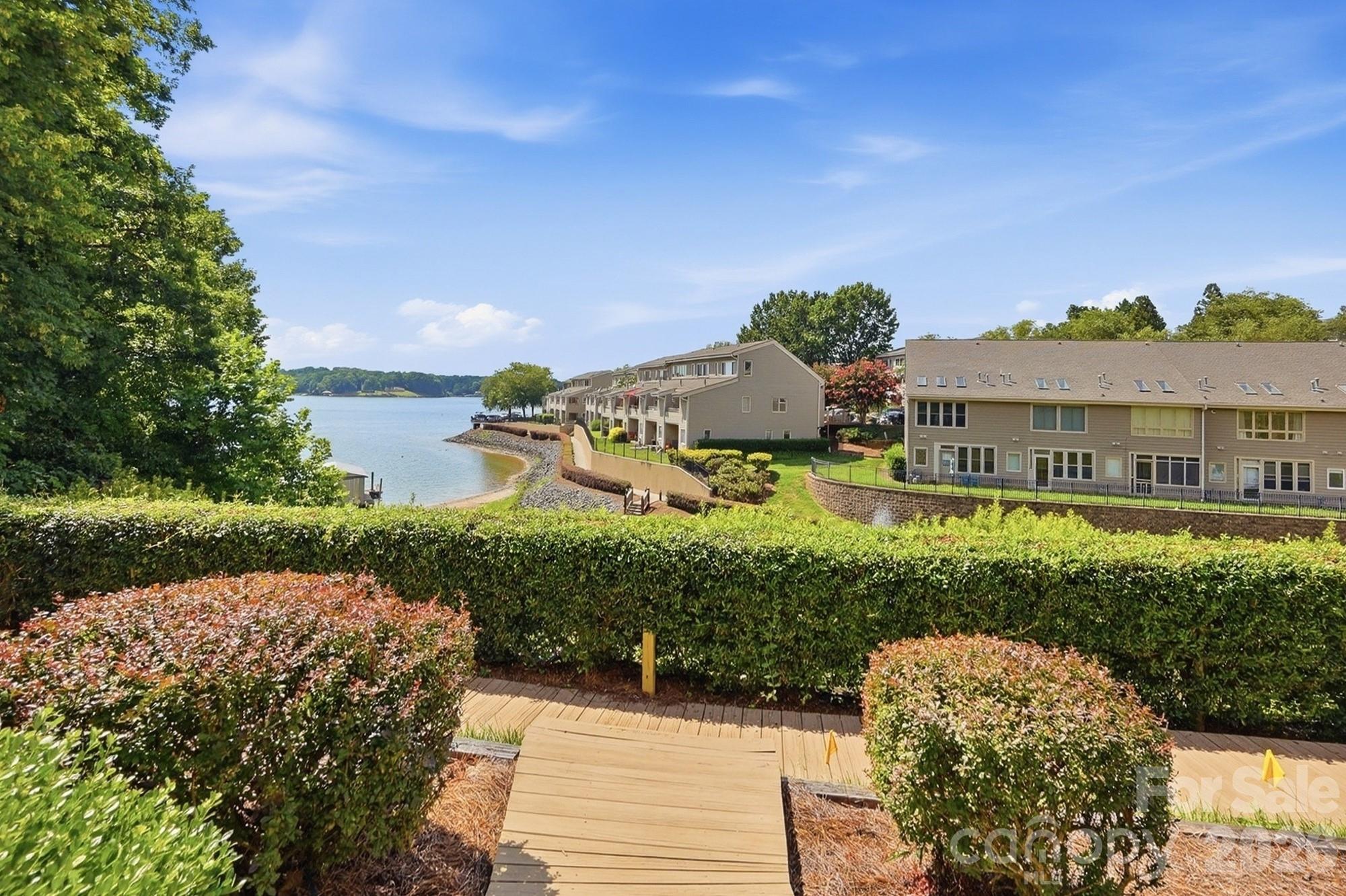 The Yachtsman - Residential