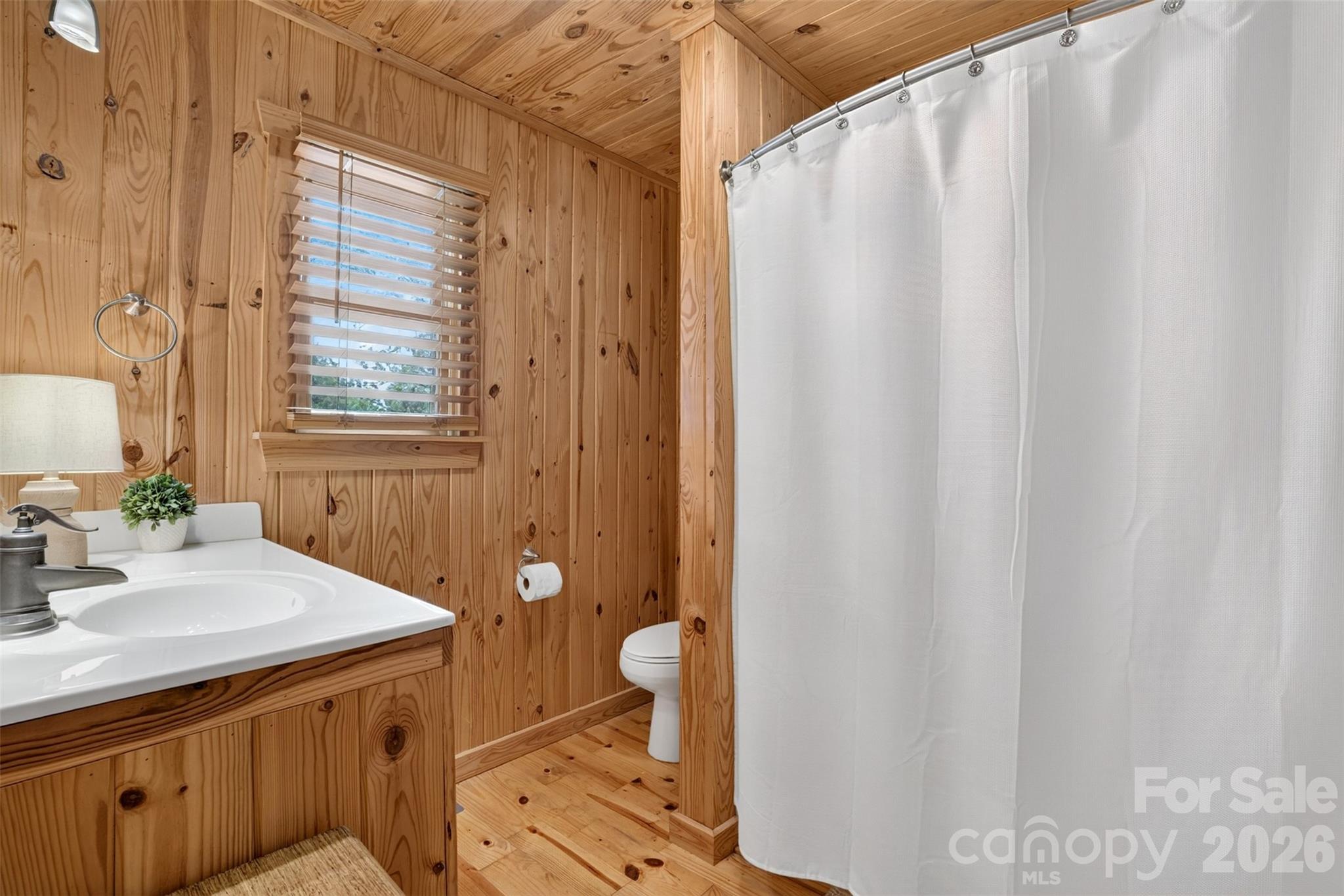 Badin Lake - Residential