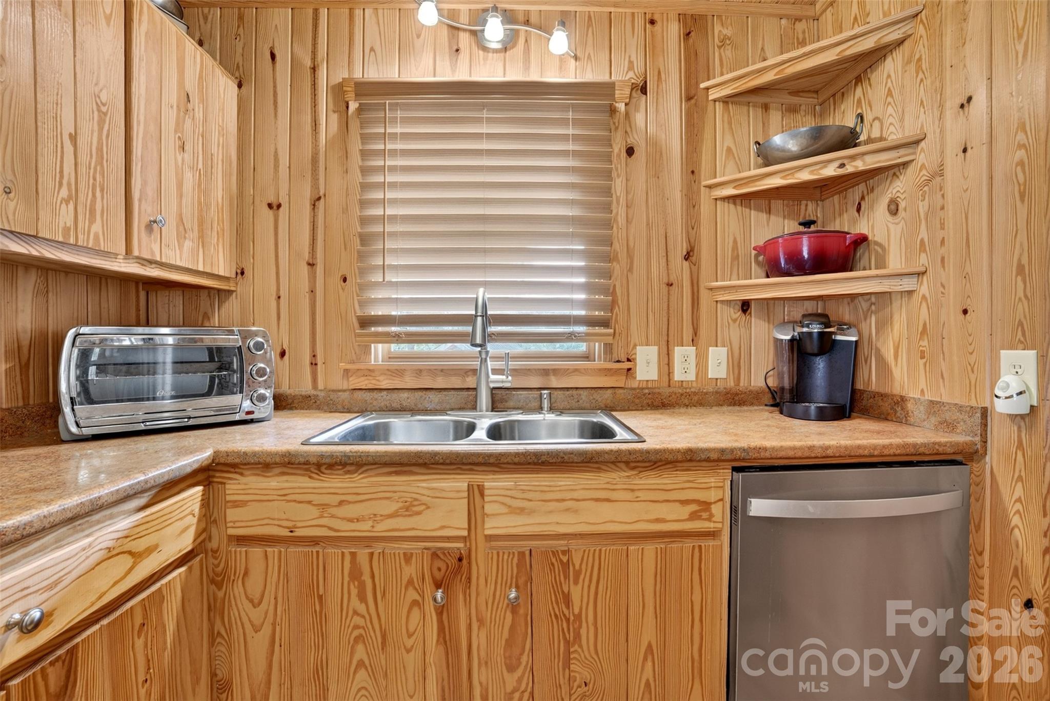 Badin Lake - Residential