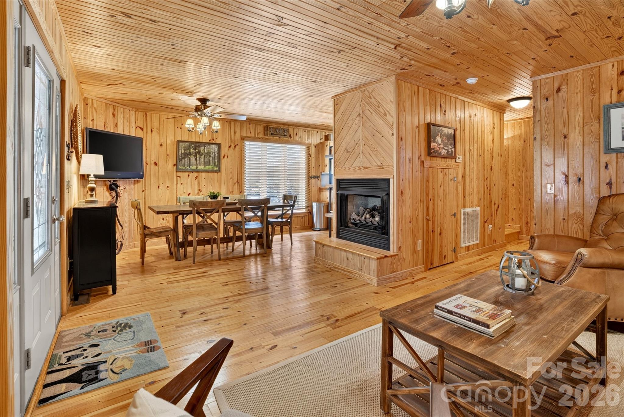 Badin Lake - Residential