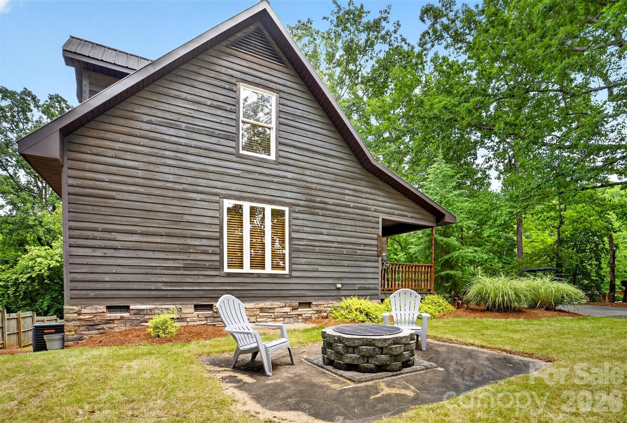 Badin Lake - Residential